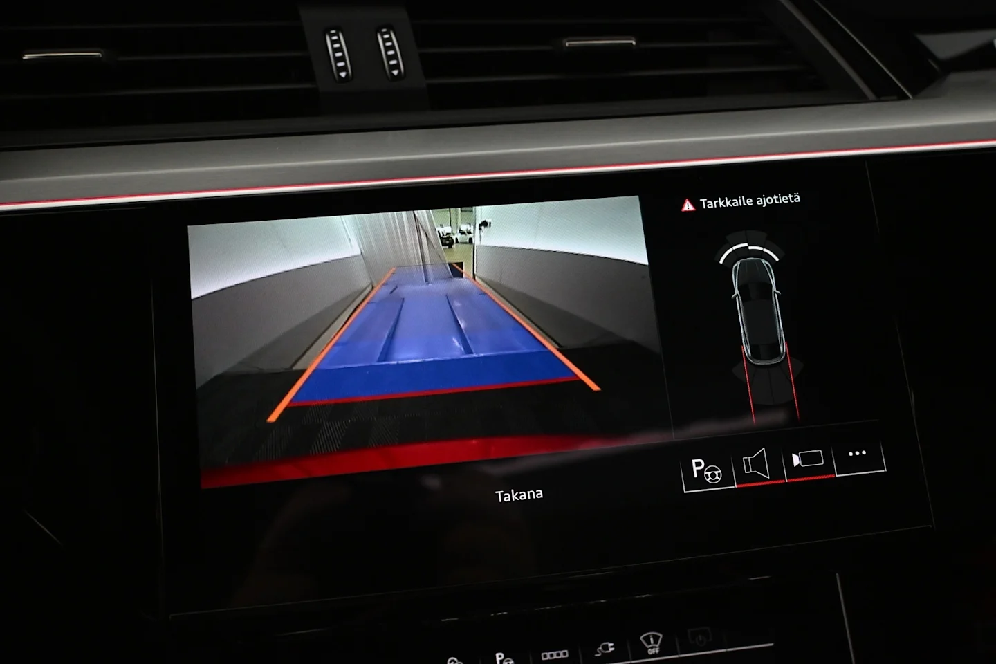 Car Image - 79TG8GiCDd5e8RDns5ghYe