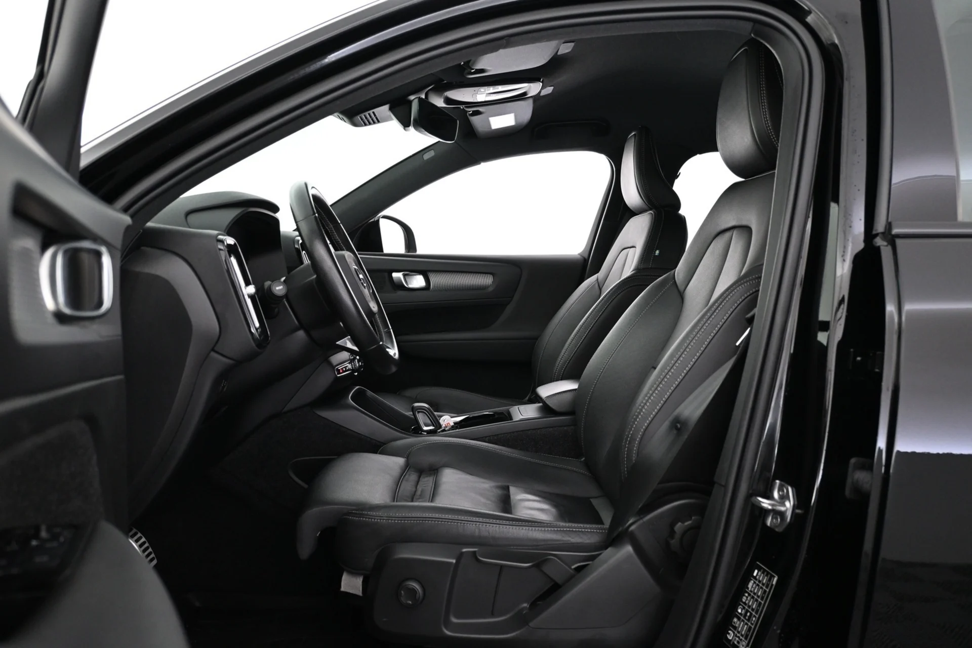 Car Image - lA4lVF3BhVInInQCNafyz