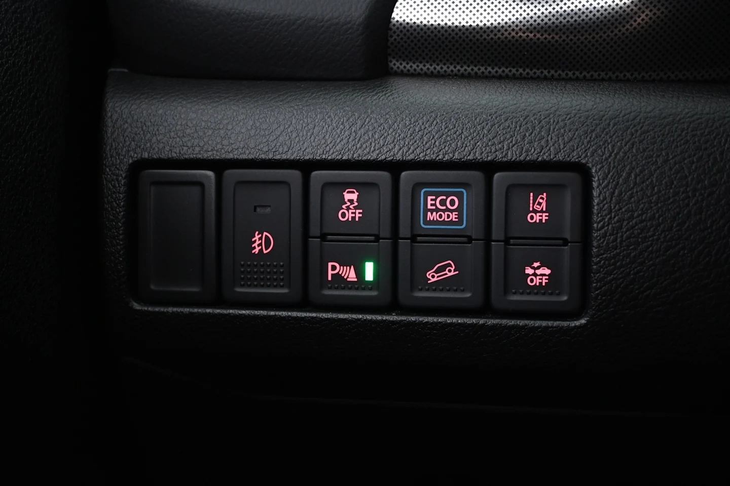 Car Image - 3M5iQHeZPfuYtaSA9dps8m