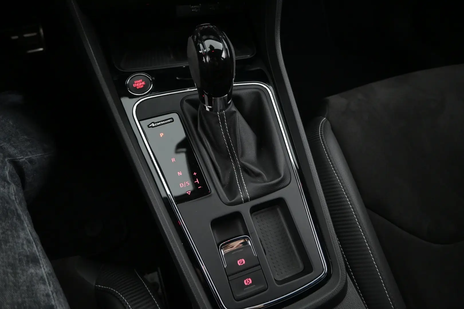 Car Image - 6vAIaqSjMPsIvbXpdZDY54