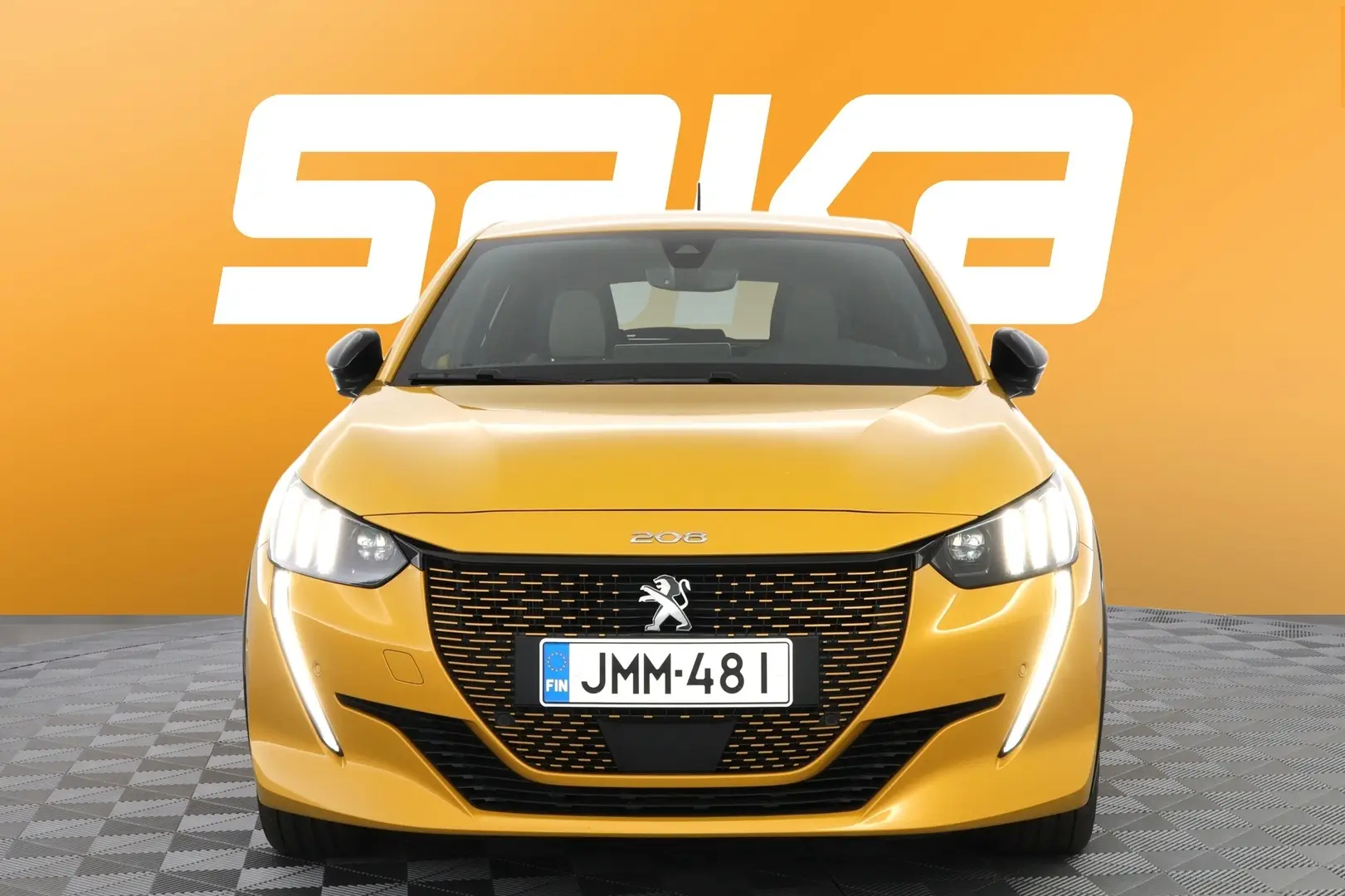 Car Image - Oyx9WXkBsVN8caE55q28K