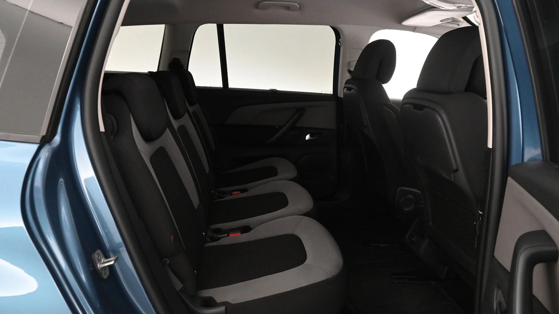 Car Image - 3fS07F8cFHowu1L16V4gPC