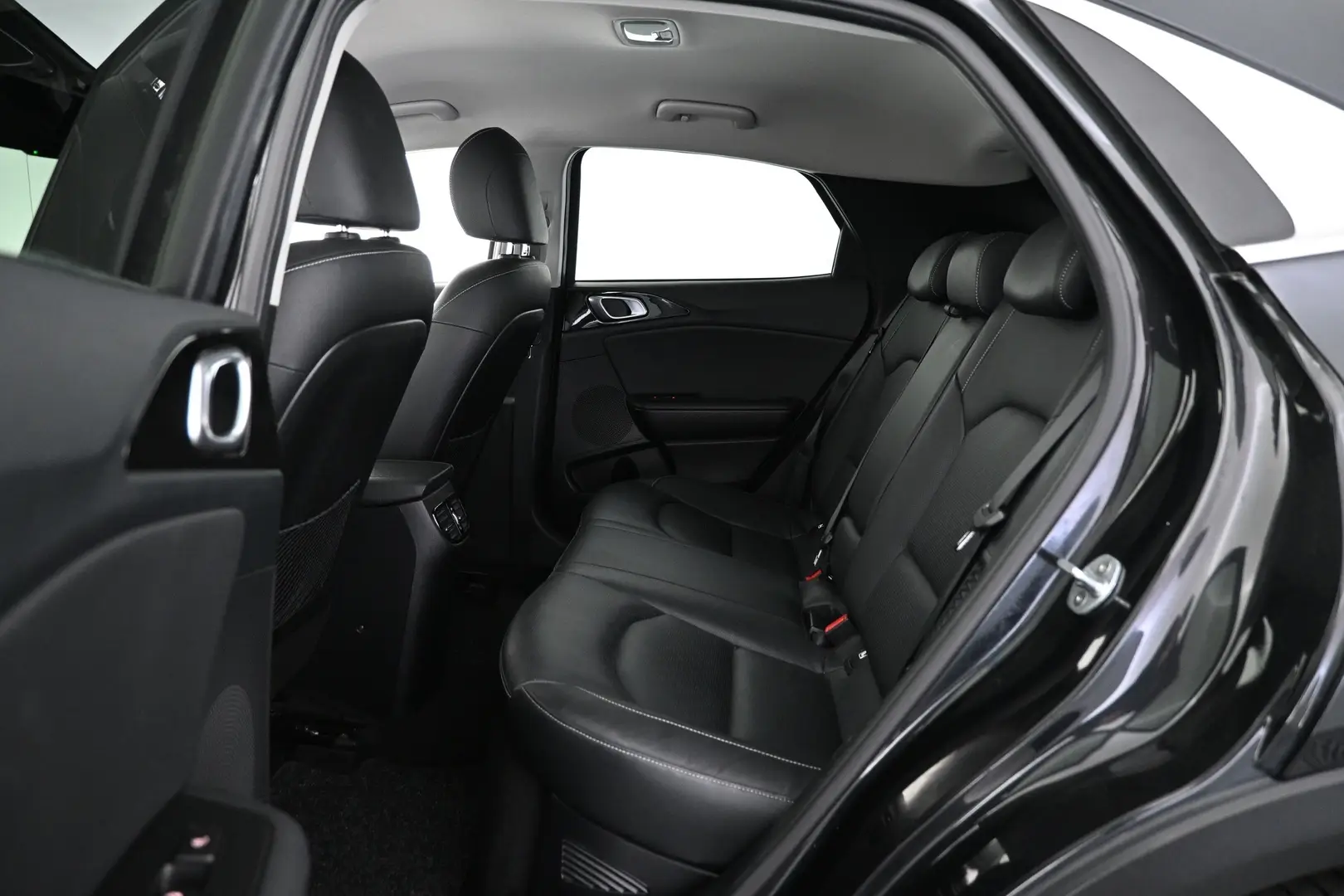 Car Image - 1Ip6NlMuVcgY8VkT6X66us
