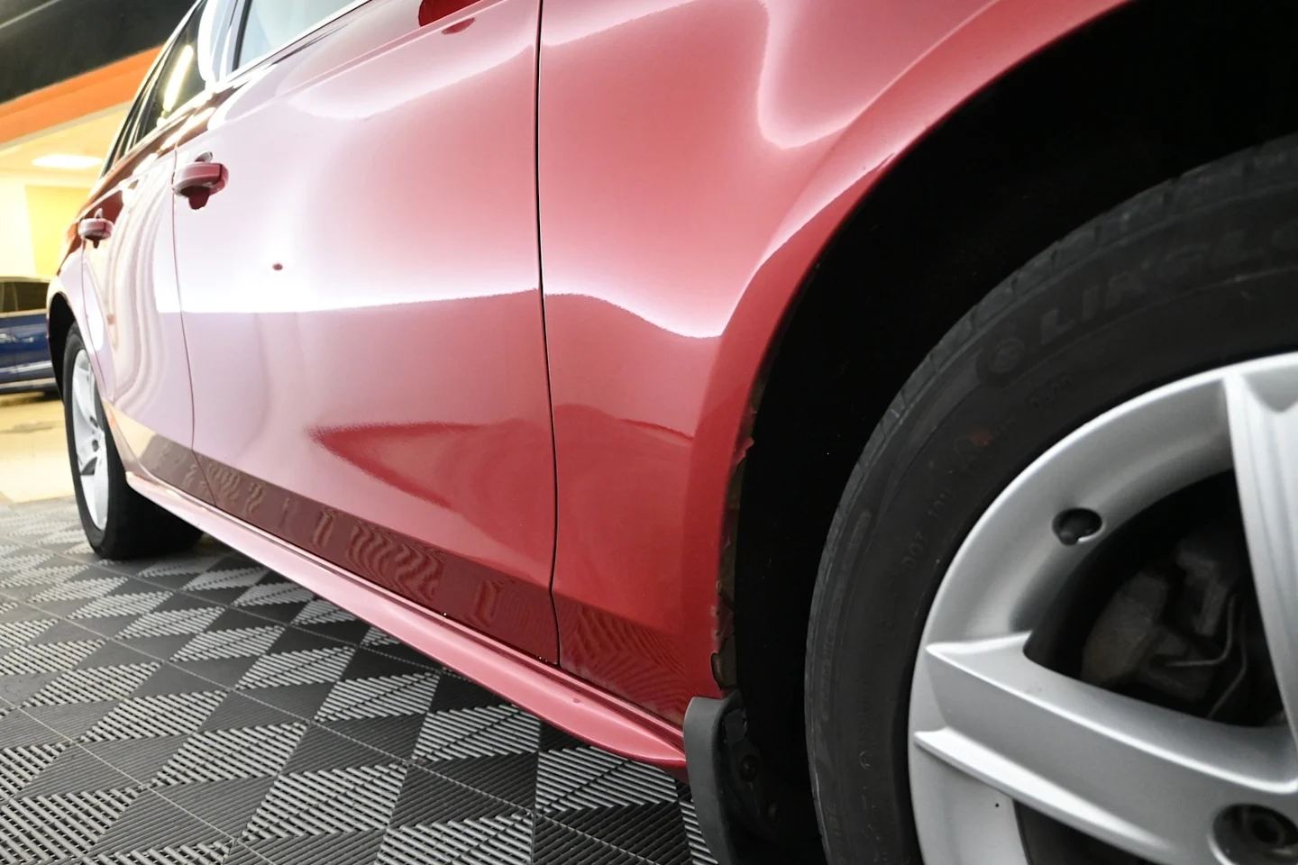 Car Image - 7ATfijNbJRFlU8J0Os5QL8