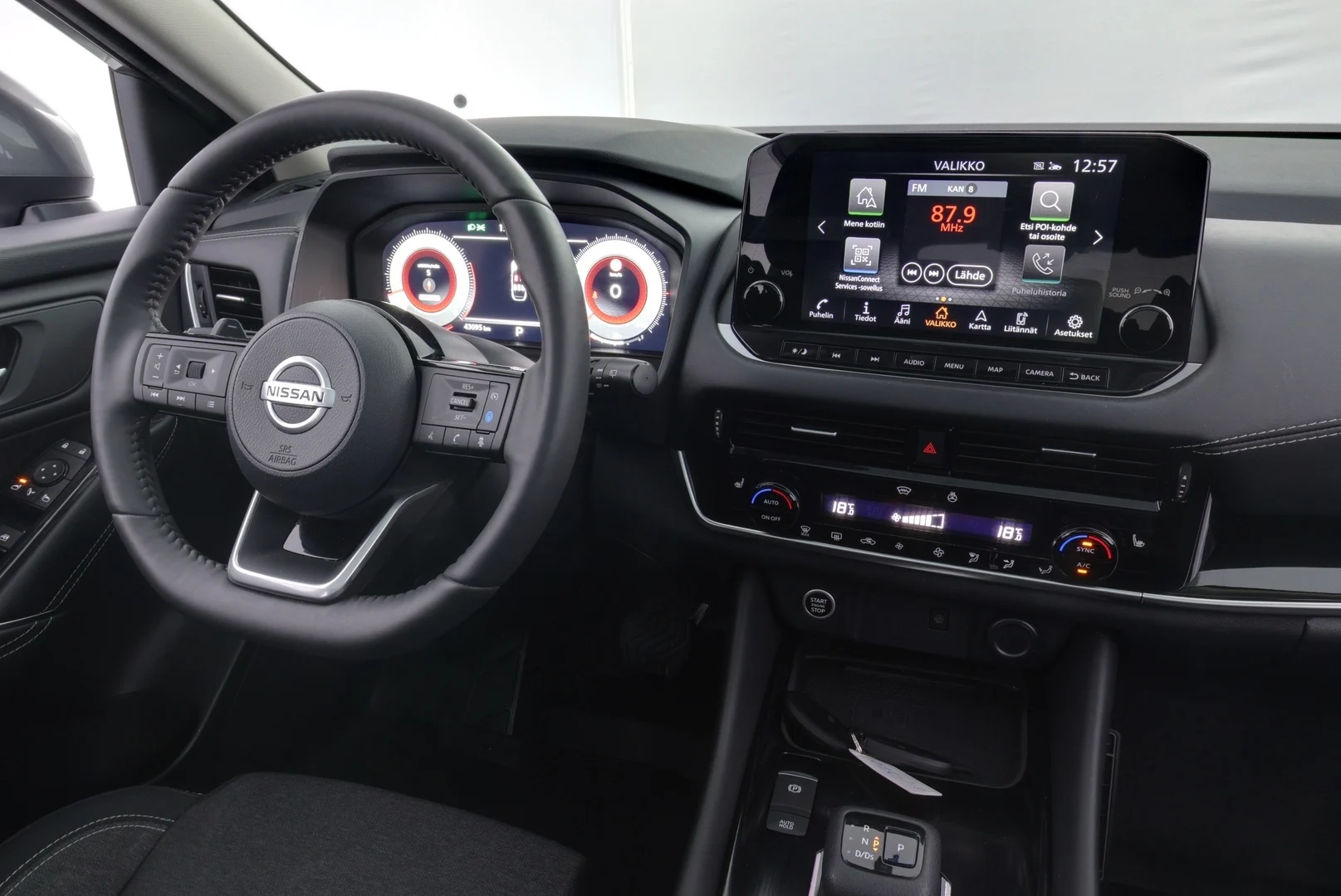 Car Image - 5qt5uG8g3kPiywLK471bkd