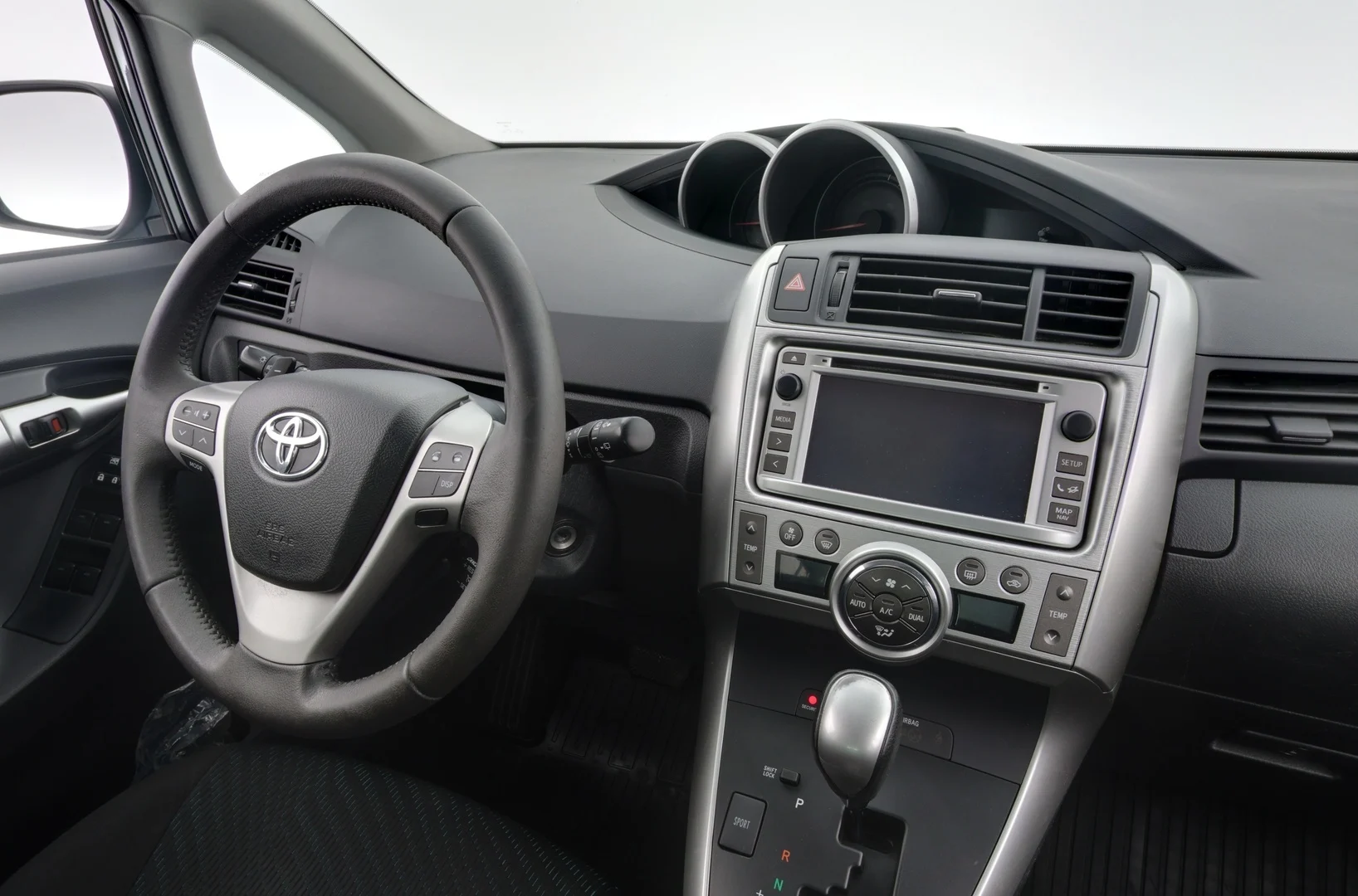 Car Image - 5H48ULj0ni4zwlrObdXPBU