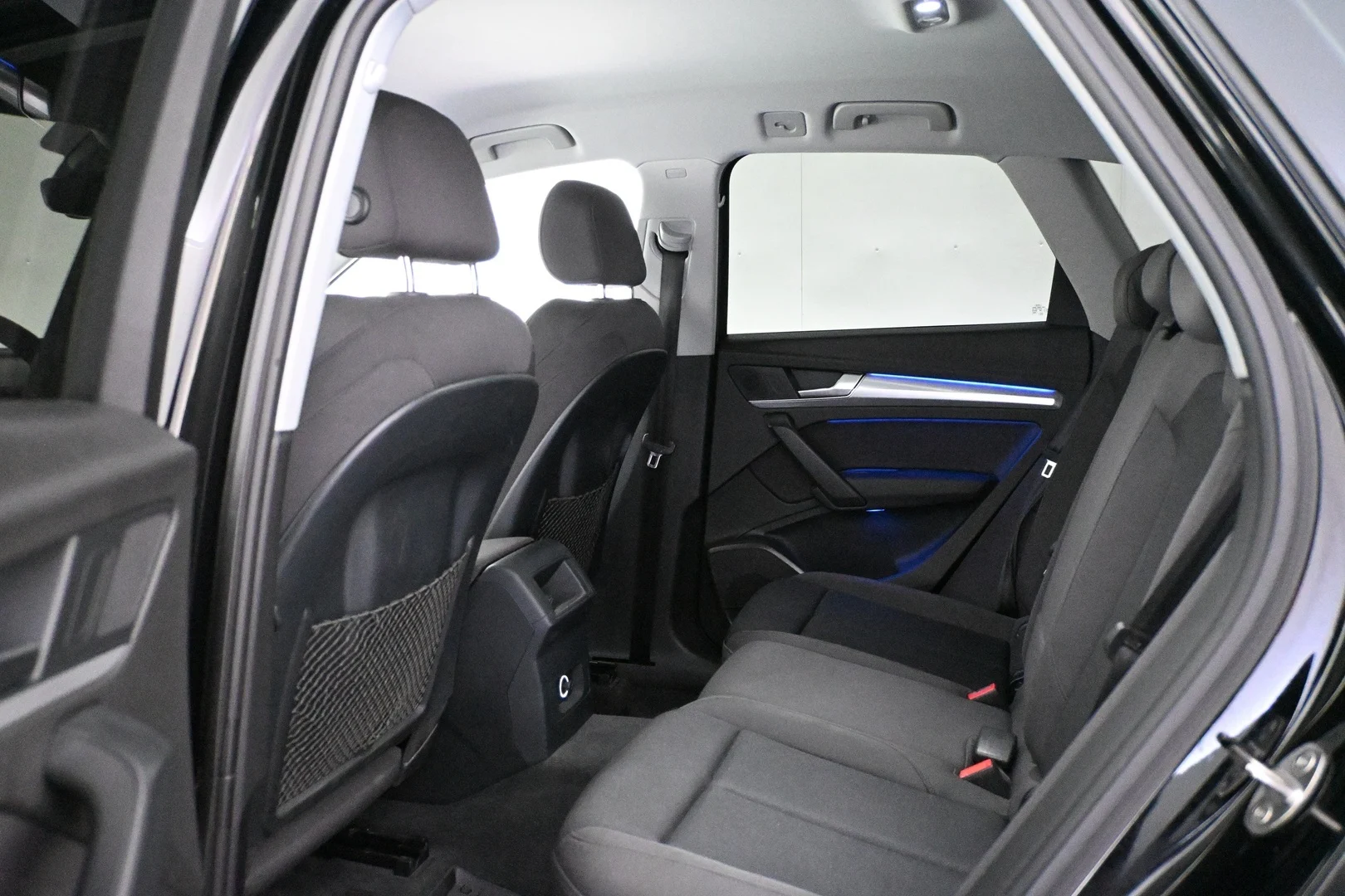 Car Image - 5XfgLplBDvUcwVub8q5bJD