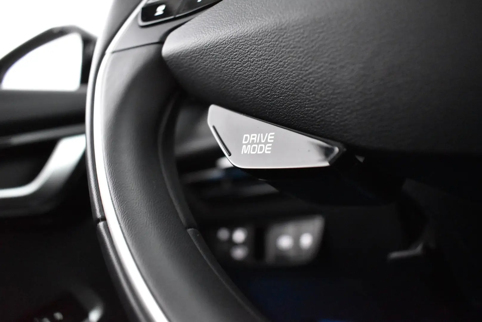 Car Image - 4996wojcpXLcSt1pqvHCsY