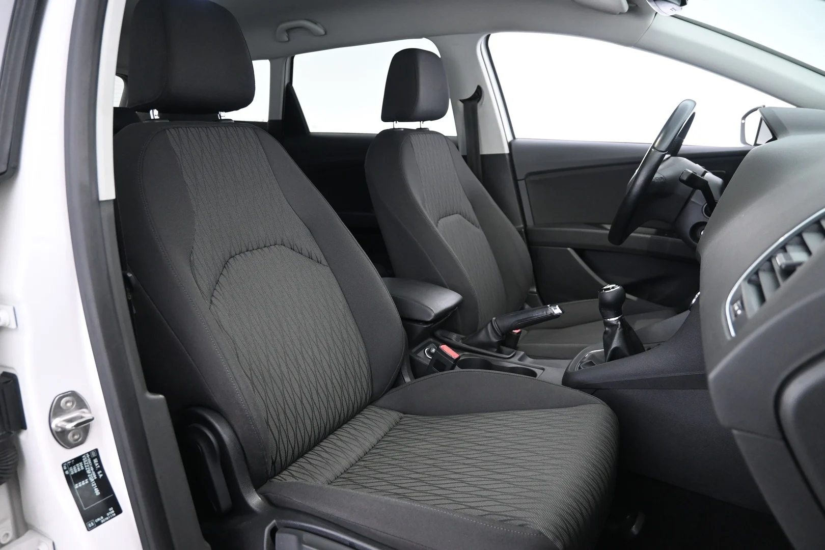 Car Image - 3Ikvub2p2UZRskeQVPe1qi