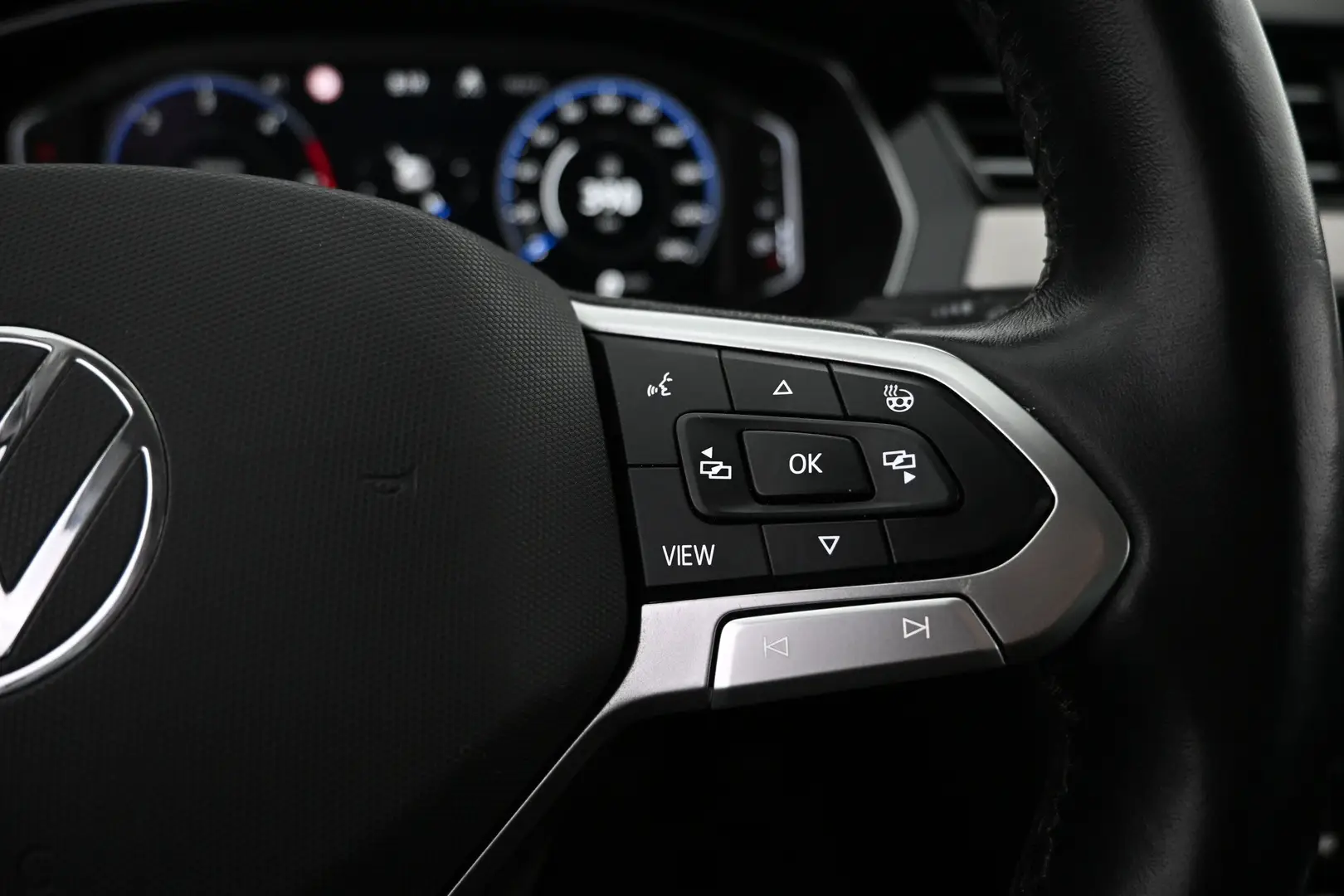 Car Image - 7qKM8SmkIEpFWAbqzRMux7