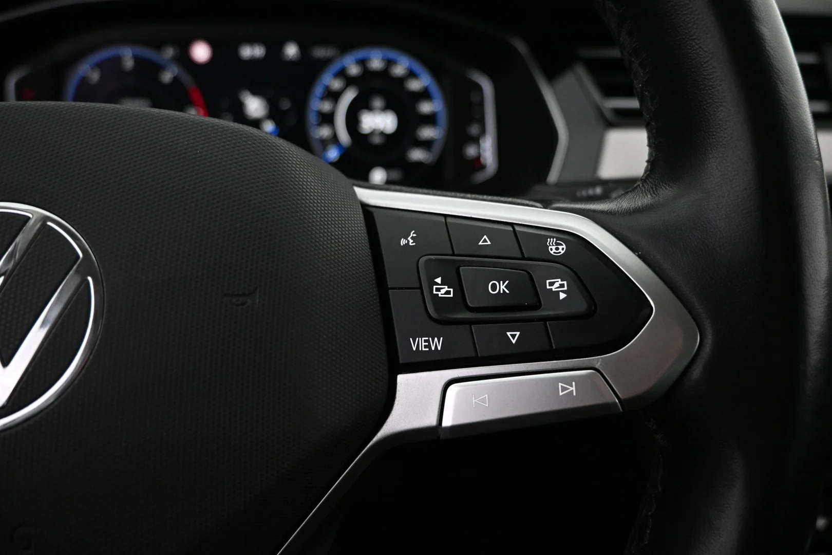 Car Image - 7qKM8SmkIEpFWAbqzRMux7