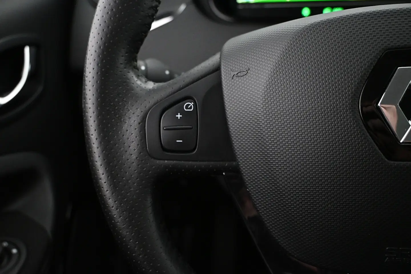 Car Image - 5yCIeAtM6NtqKPCnIhtNA6