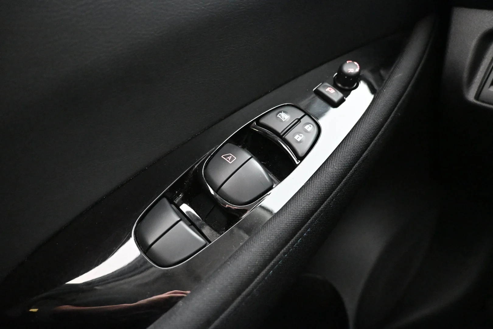 Car Image - 3l5LdGBbNam5yKJ3YlGN8O