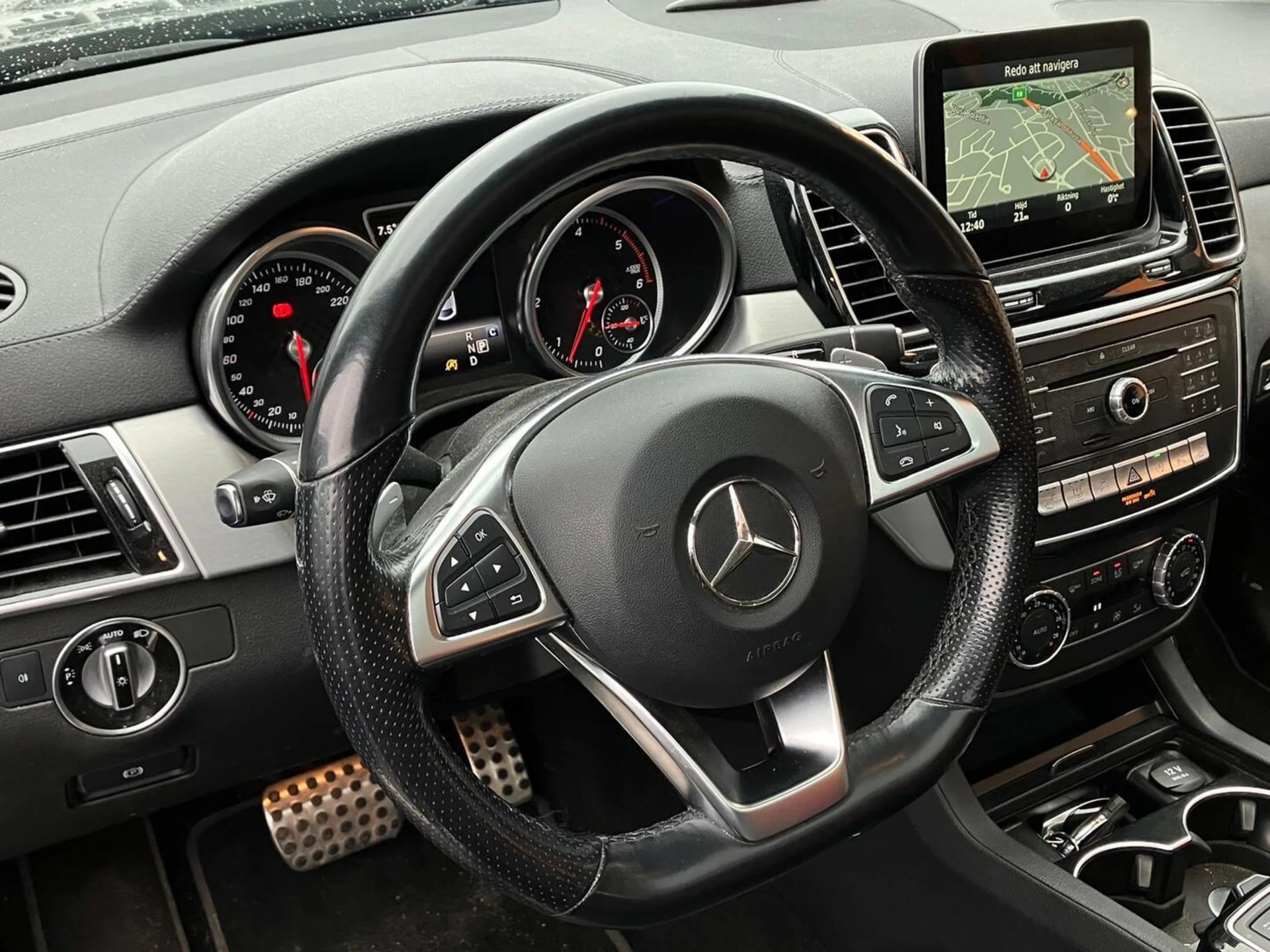 Car Image - 7J7RxJ7OjLLZJ6UFauJK1y