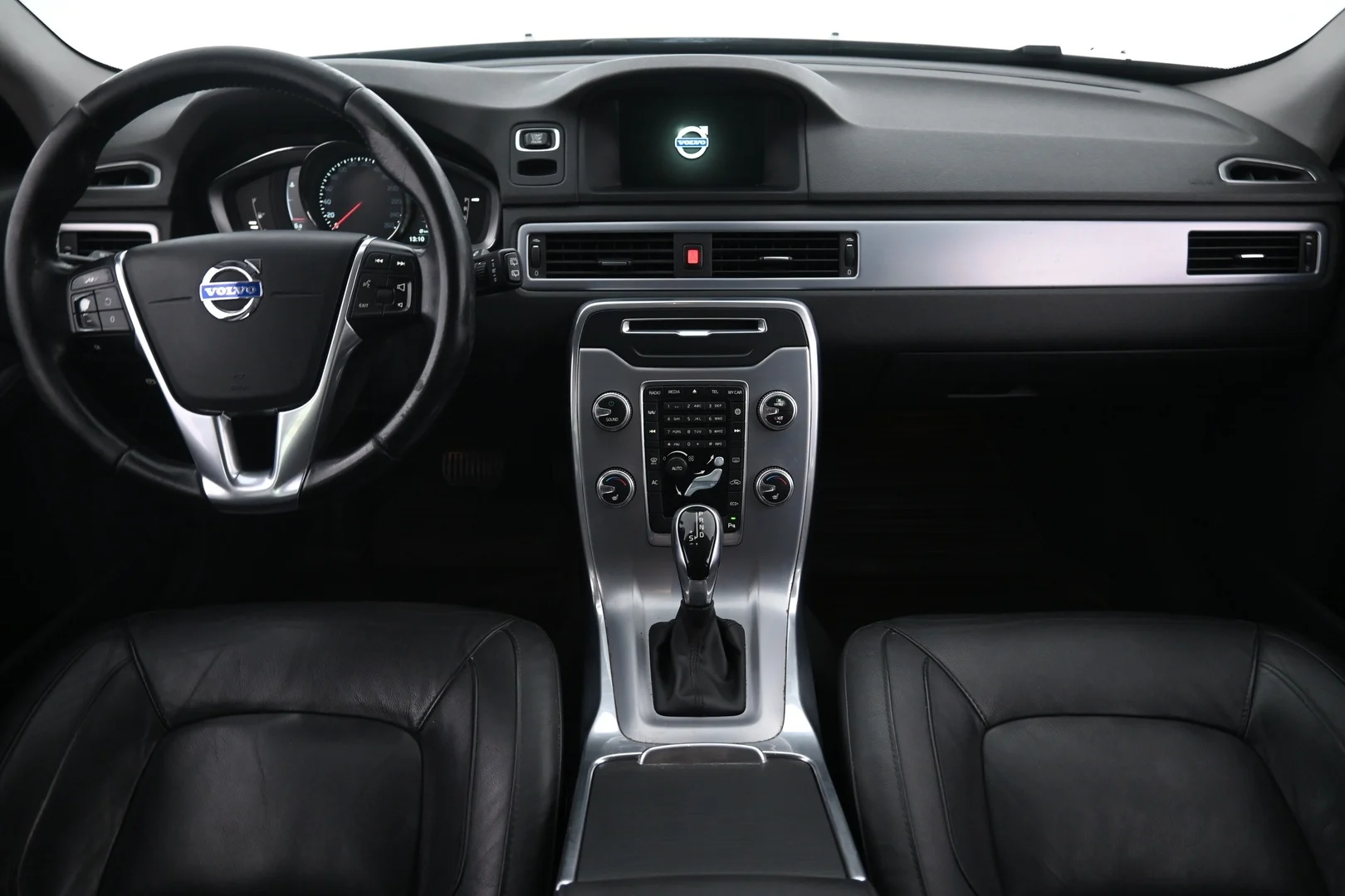 Car Image - LXFimpg26jtVZYLR9XgpQ