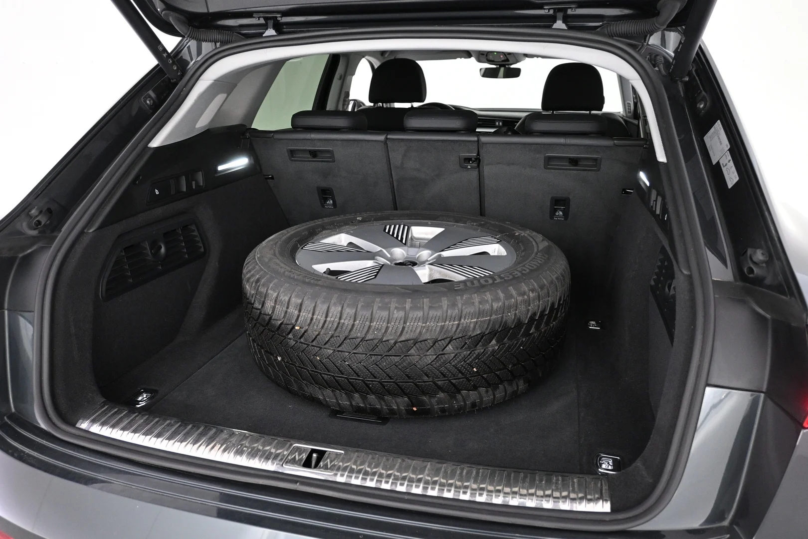 Car Image - 62BL9cIz2rIOU0r9vFL6lw