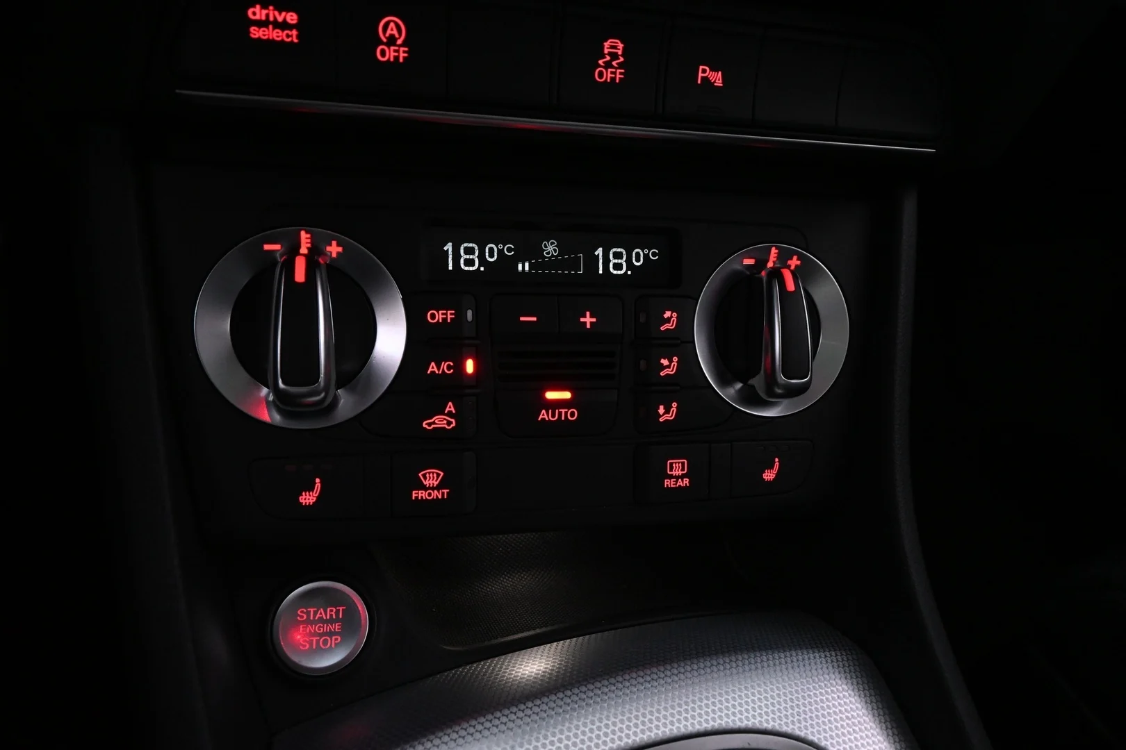 Car Image - 3yJ7OGM5kH5DaV2mzsMJQo