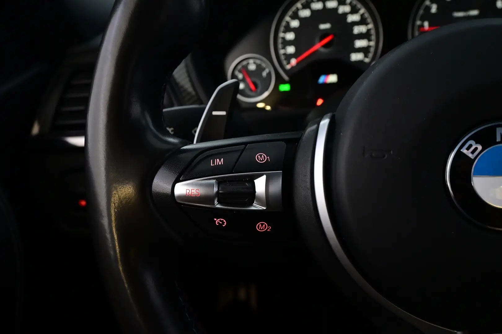 Car Image - akbDnVgzNYHma2C1xNXtI