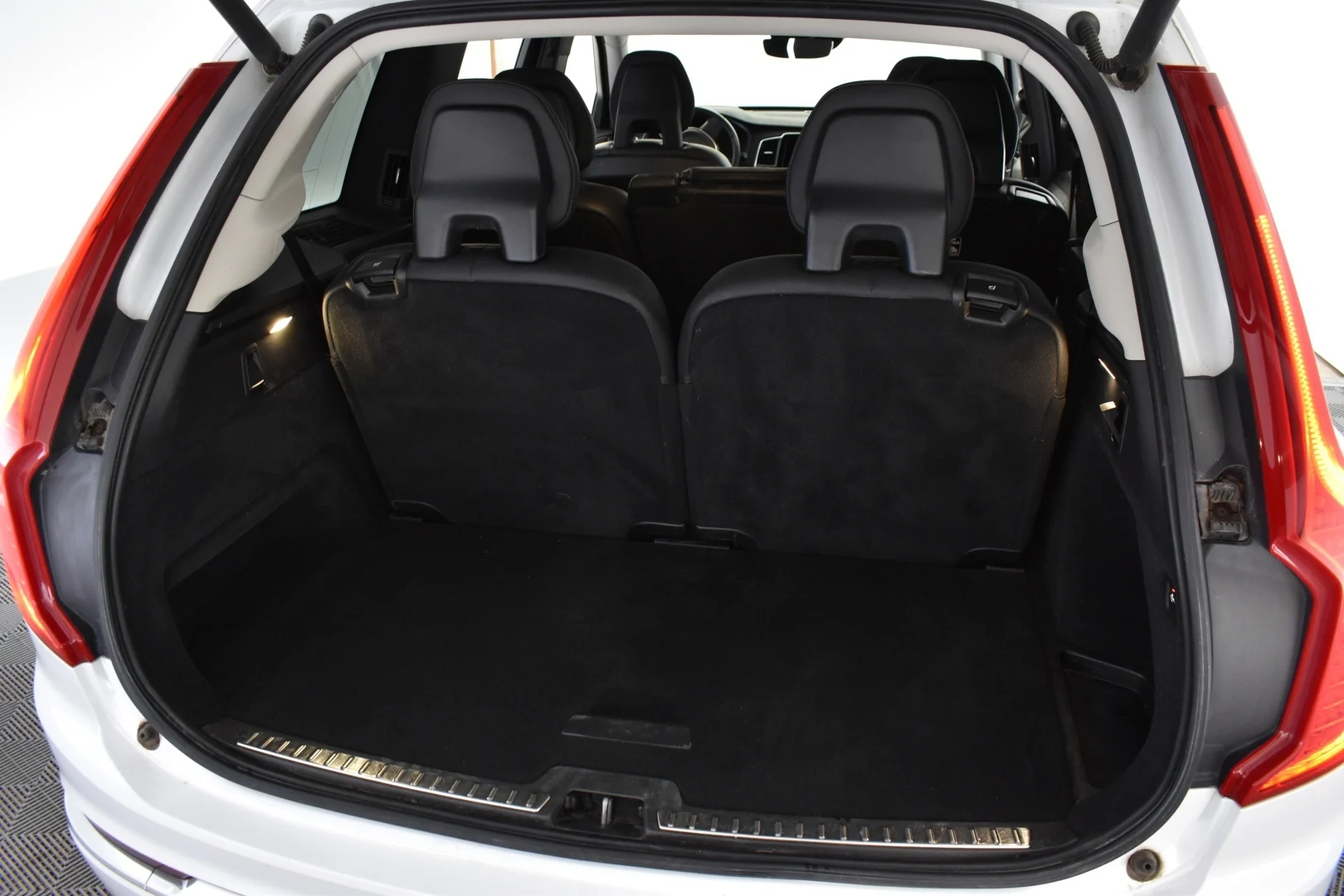 Car Image - 1b8nNMNArJjD3P7gSgarao