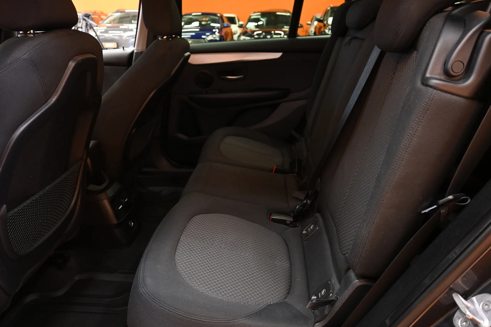 Car Image - 4eNhXNUVtVThljPSn8YYhV