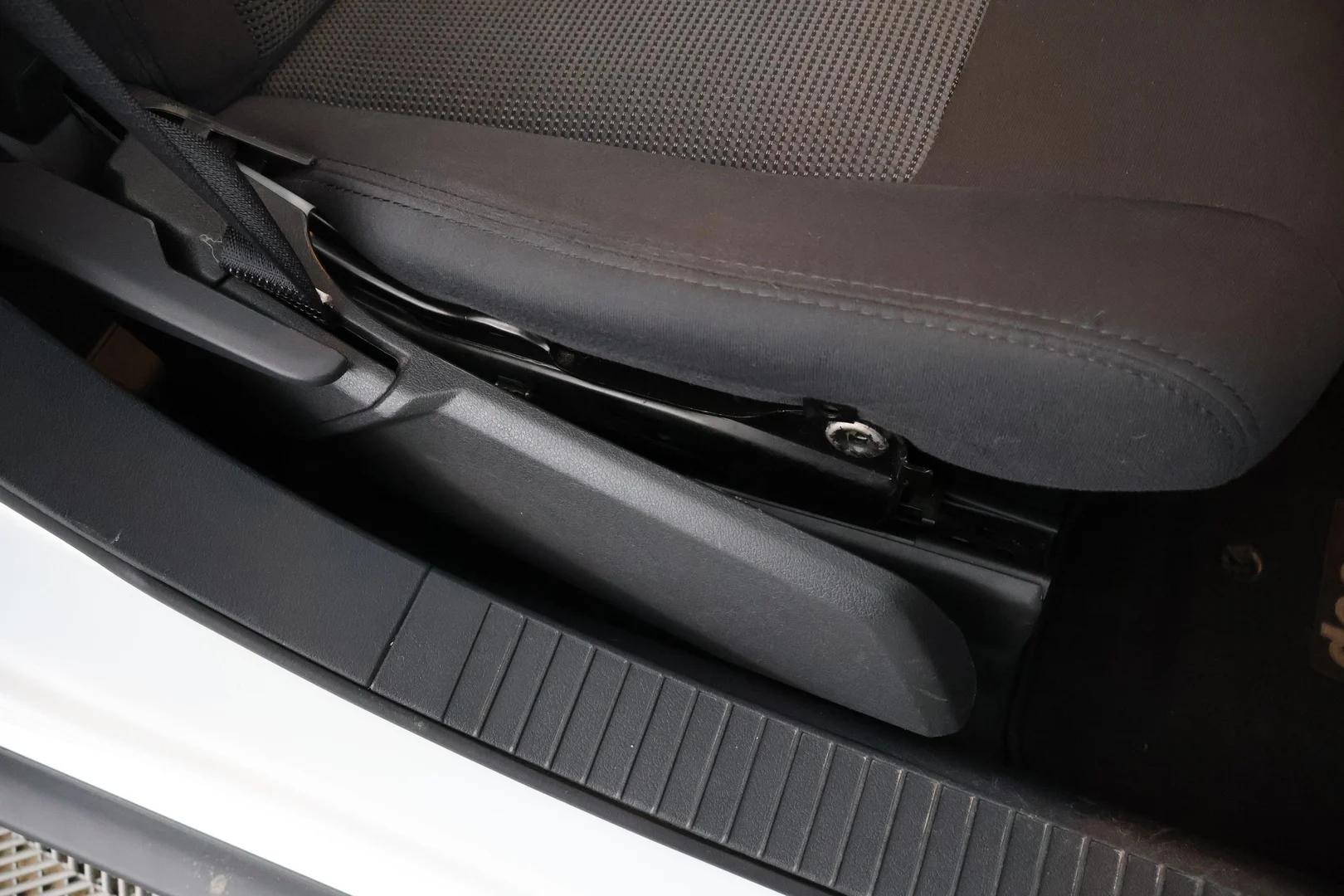 Car Image - 2RHG1rD3s6A6uGULA0CiRo