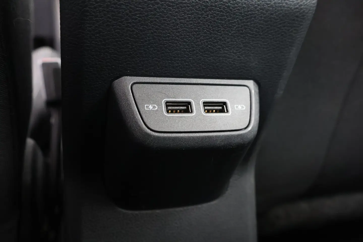 Car Image - 1EUiS1oSLci3zm5mCuSetX