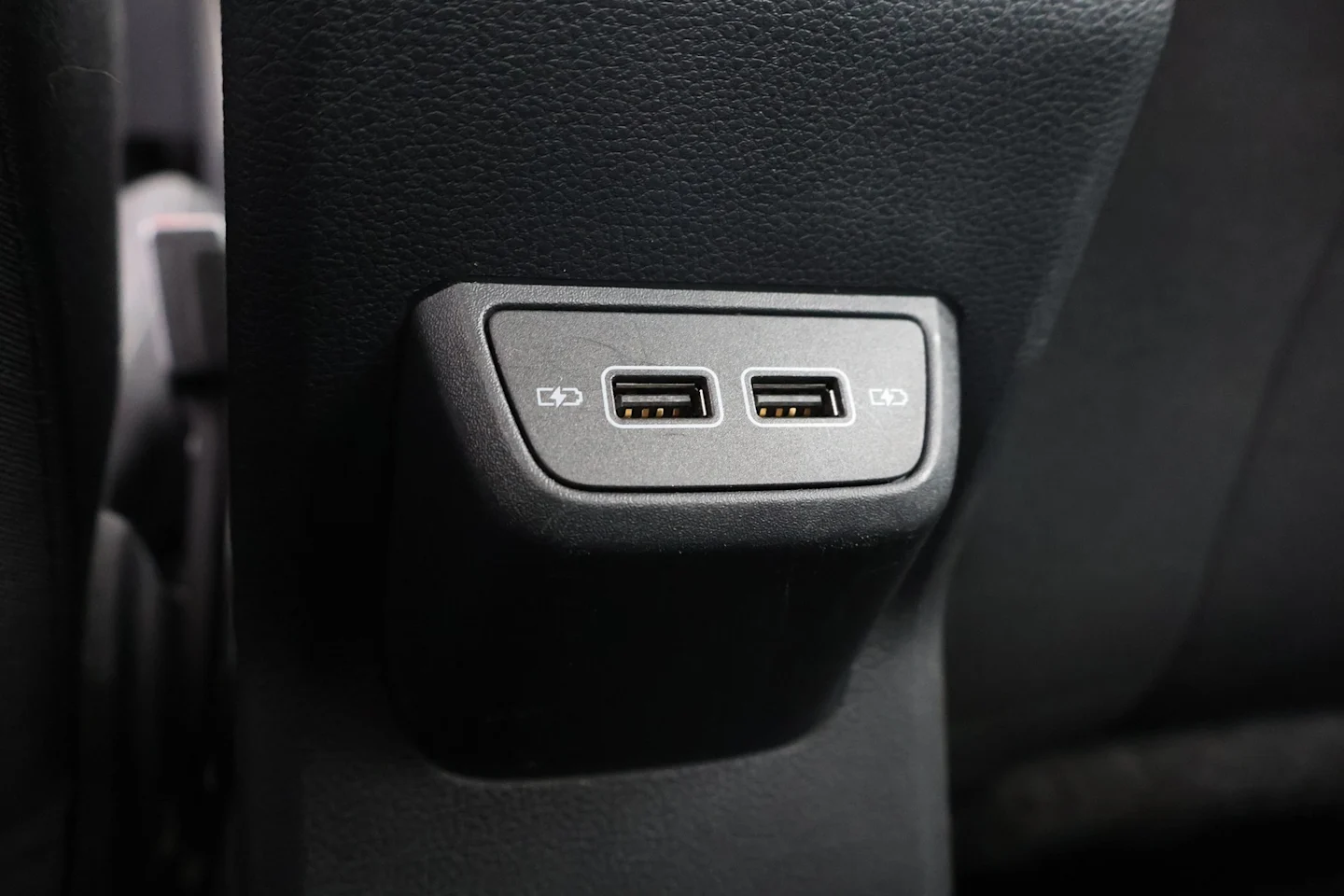 Car Image - 1EUiS1oSLci3zm5mCuSetX