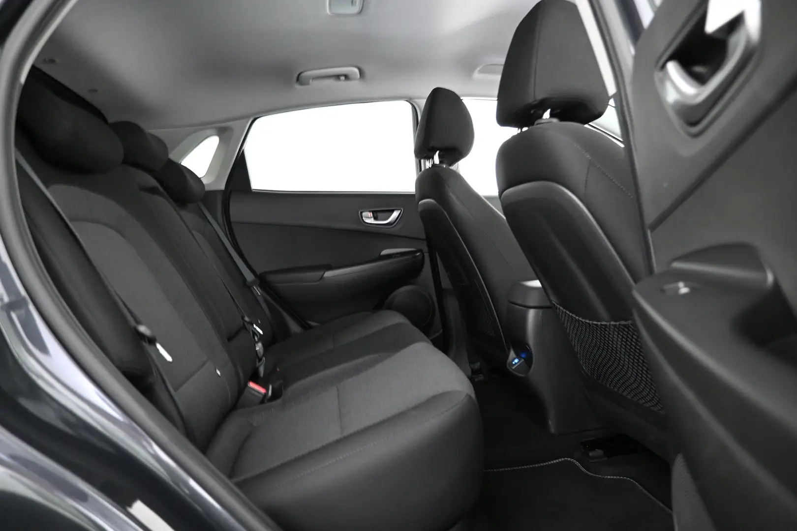 Car Image - 4hhUsPLCqSz5sHgNluqpjI