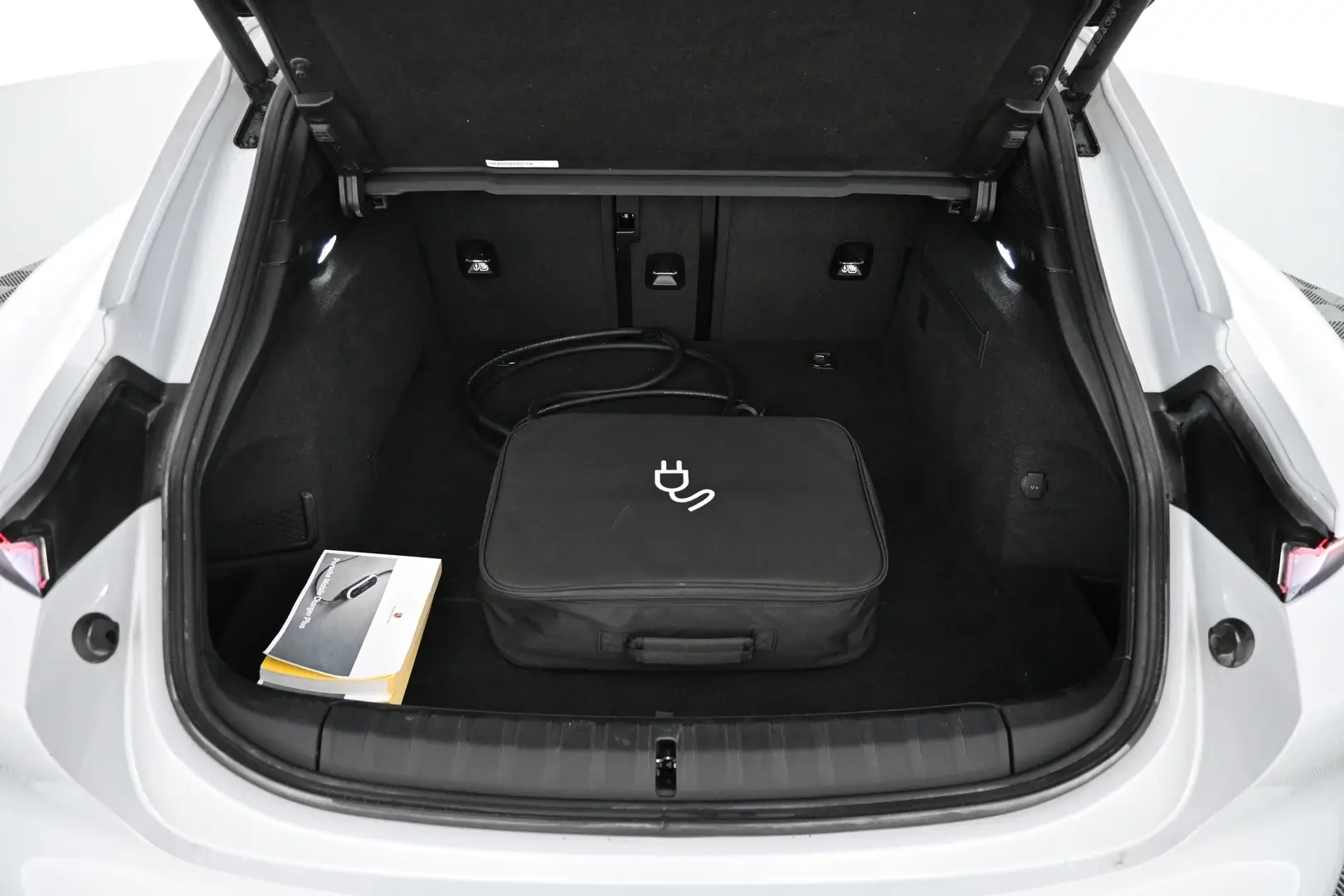 Car Image - 5P6pPpP8TvHTZp5pgV672S