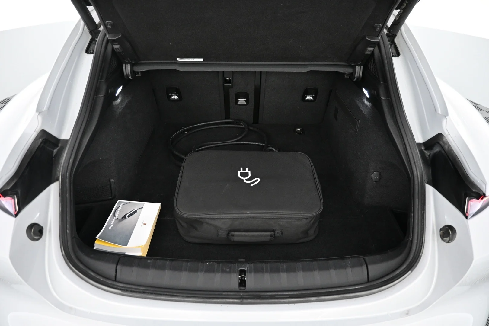 Car Image - 5P6pPpP8TvHTZp5pgV672S