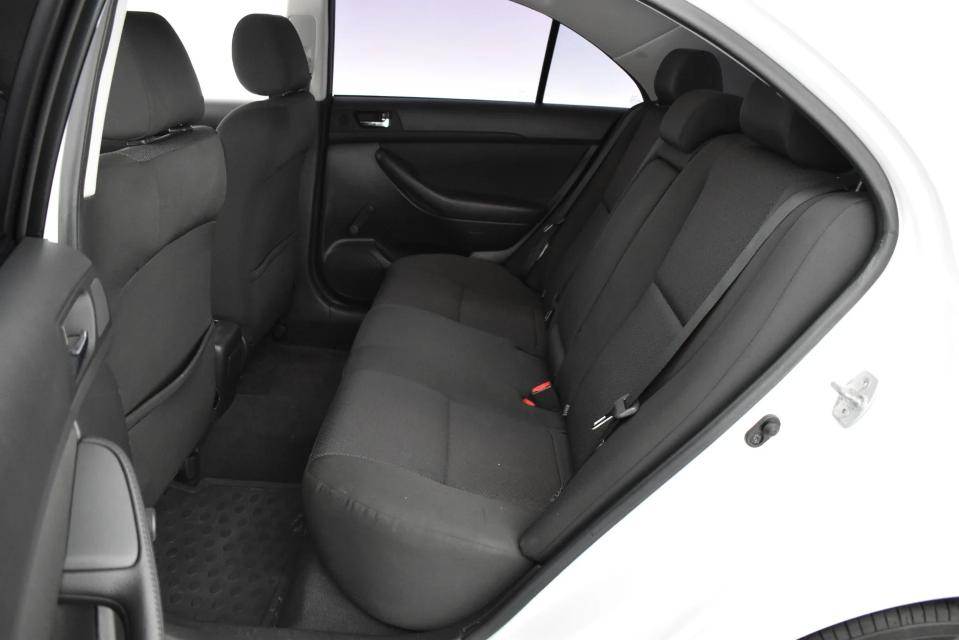 Car Image - 5UhVQN1yDtLVq7vZB3iuIi