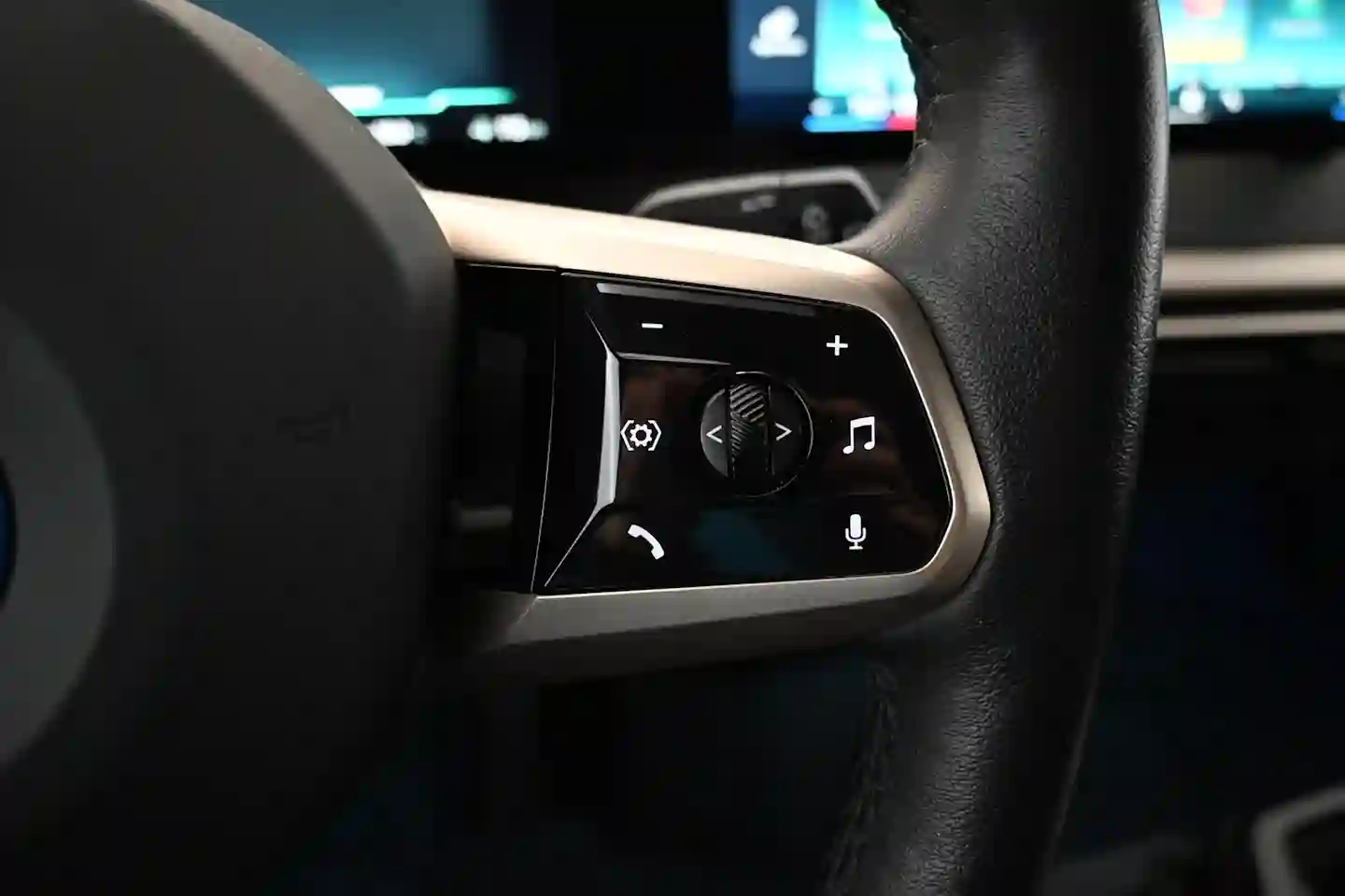 Car Image - 4abqGdMRsVcAjWln3XlB3M