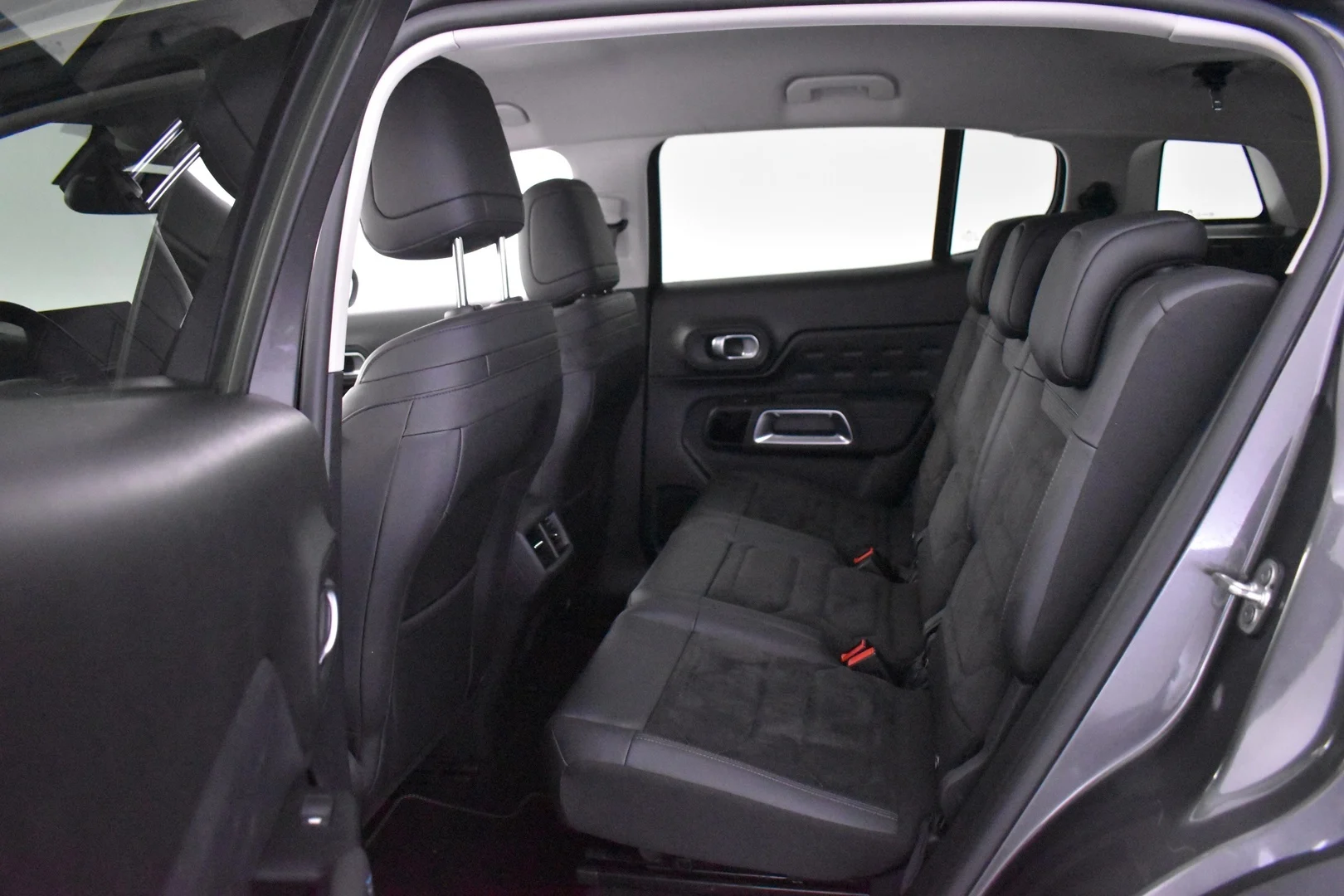 Car Image - 1eHojx8ImHupqSoojLEVxz