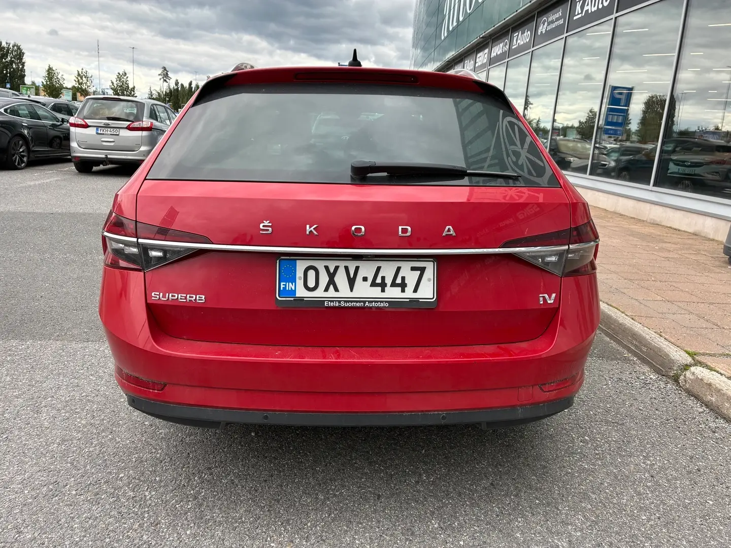 Car Image - rYWjuONOy04zqQNx2EybL