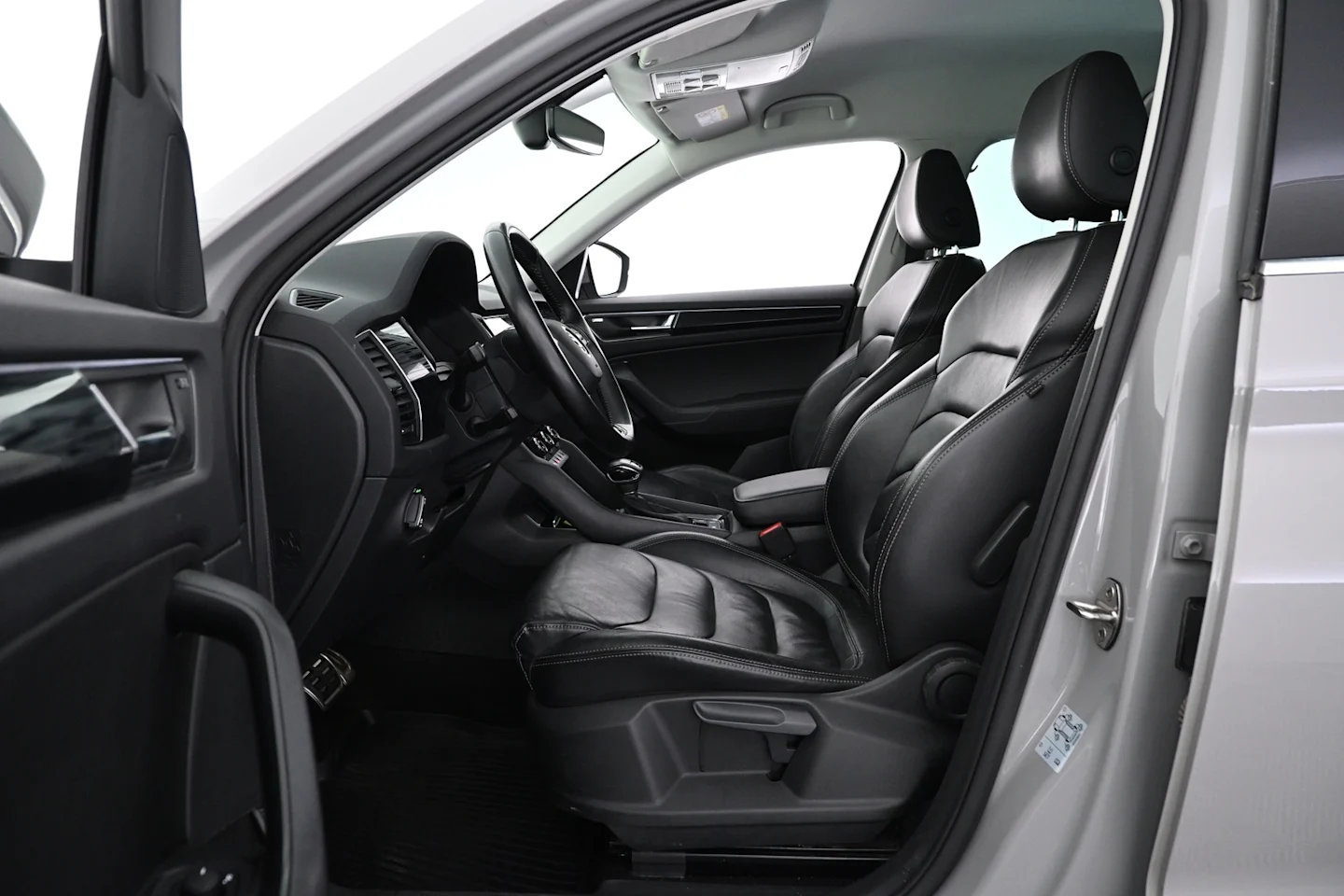 Car Image - 43jbylorwvF4qSghF8emRC