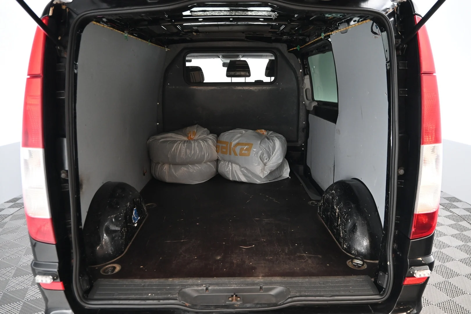 Car Image - 2ajQj2kK3o07EBNqtfOPiB