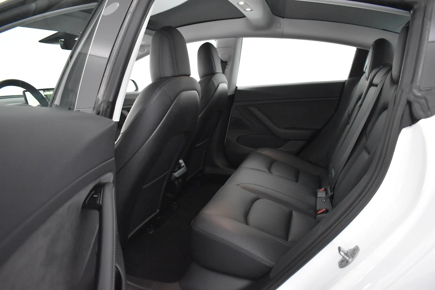 Car Image - 1AUI4KrMXUI7j4JIPftQwg