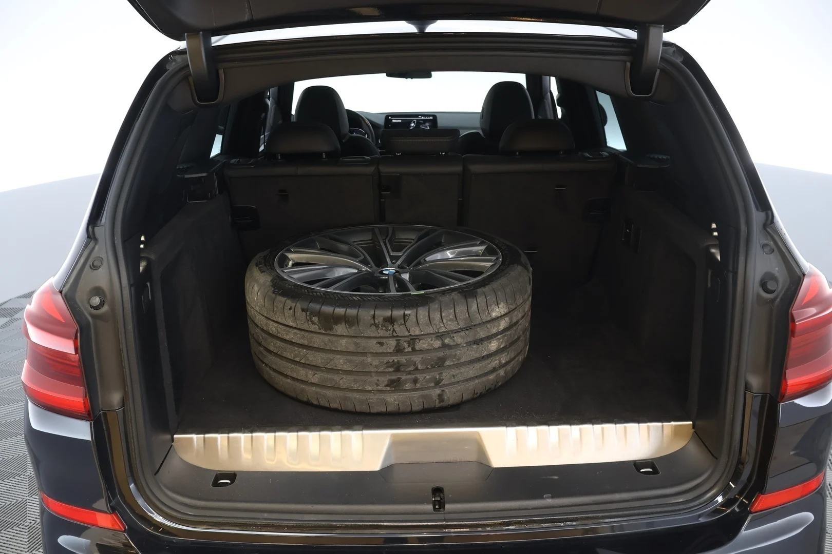Car Image - 4IWDLH916fjHek8g1vwgkl