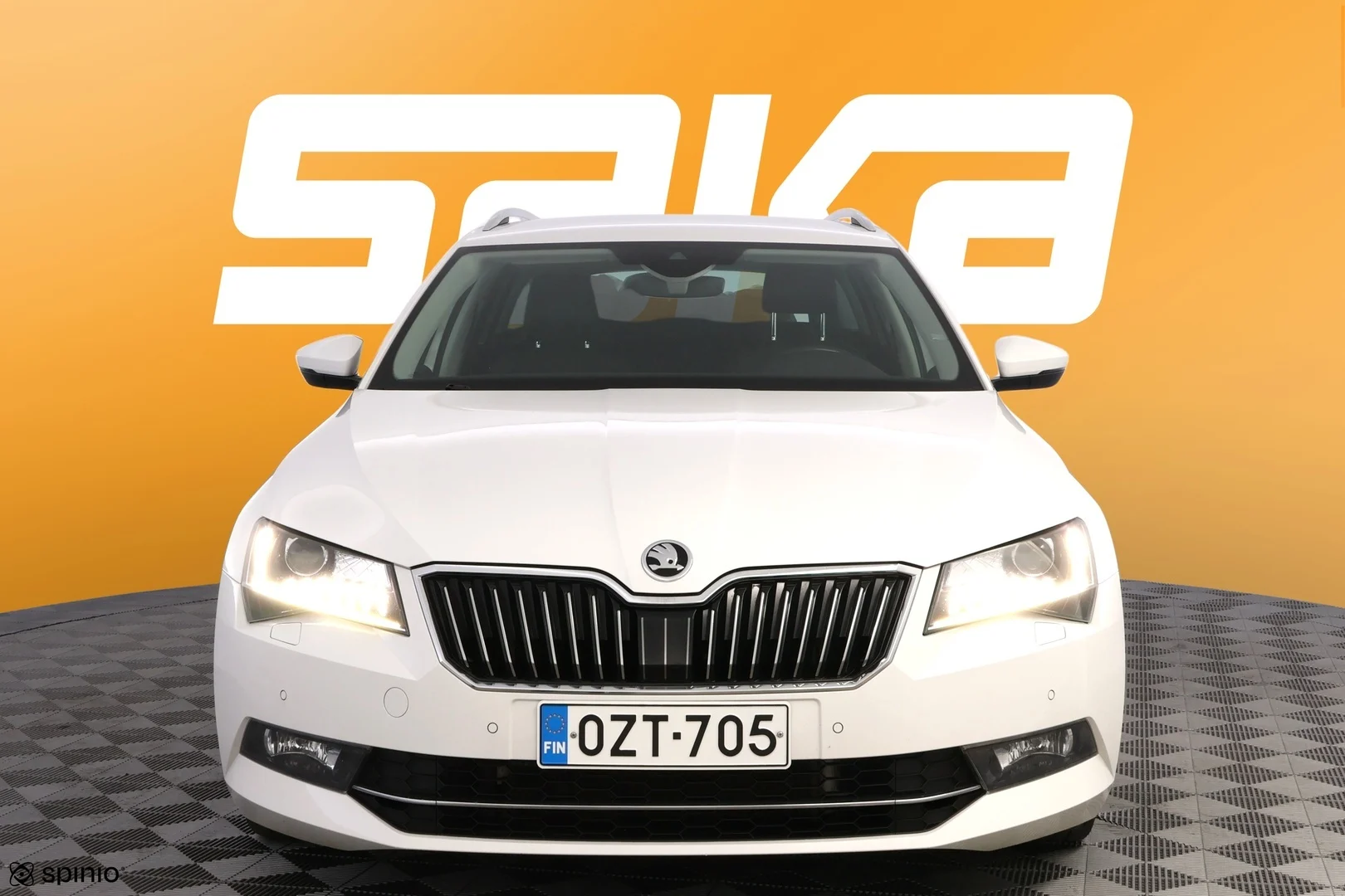 Car Image - 7psH3zEc7lvl0AlSPp0YVG
