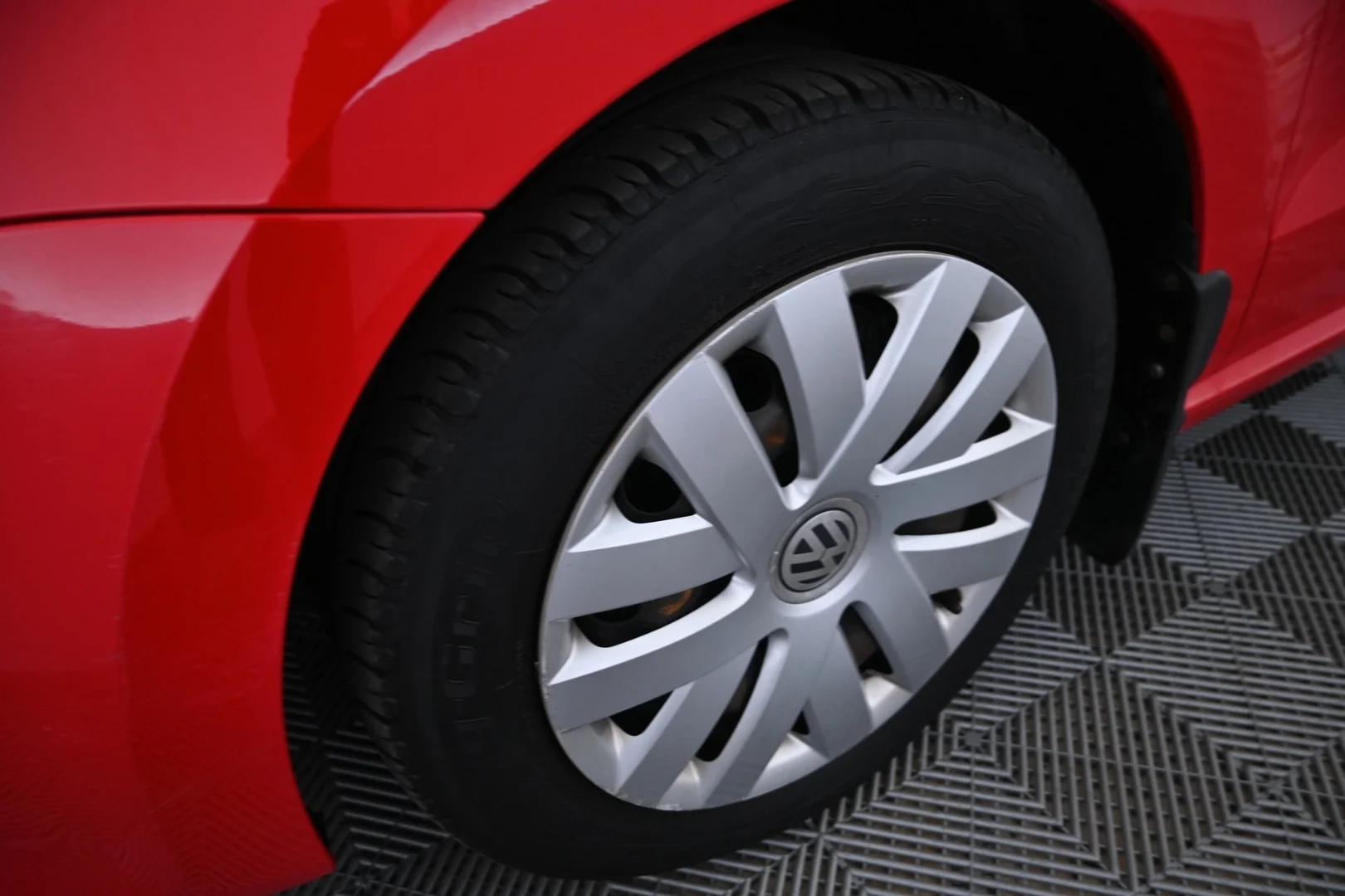 Car Image - 3KT0EO1L2zv3O4L0xestIf