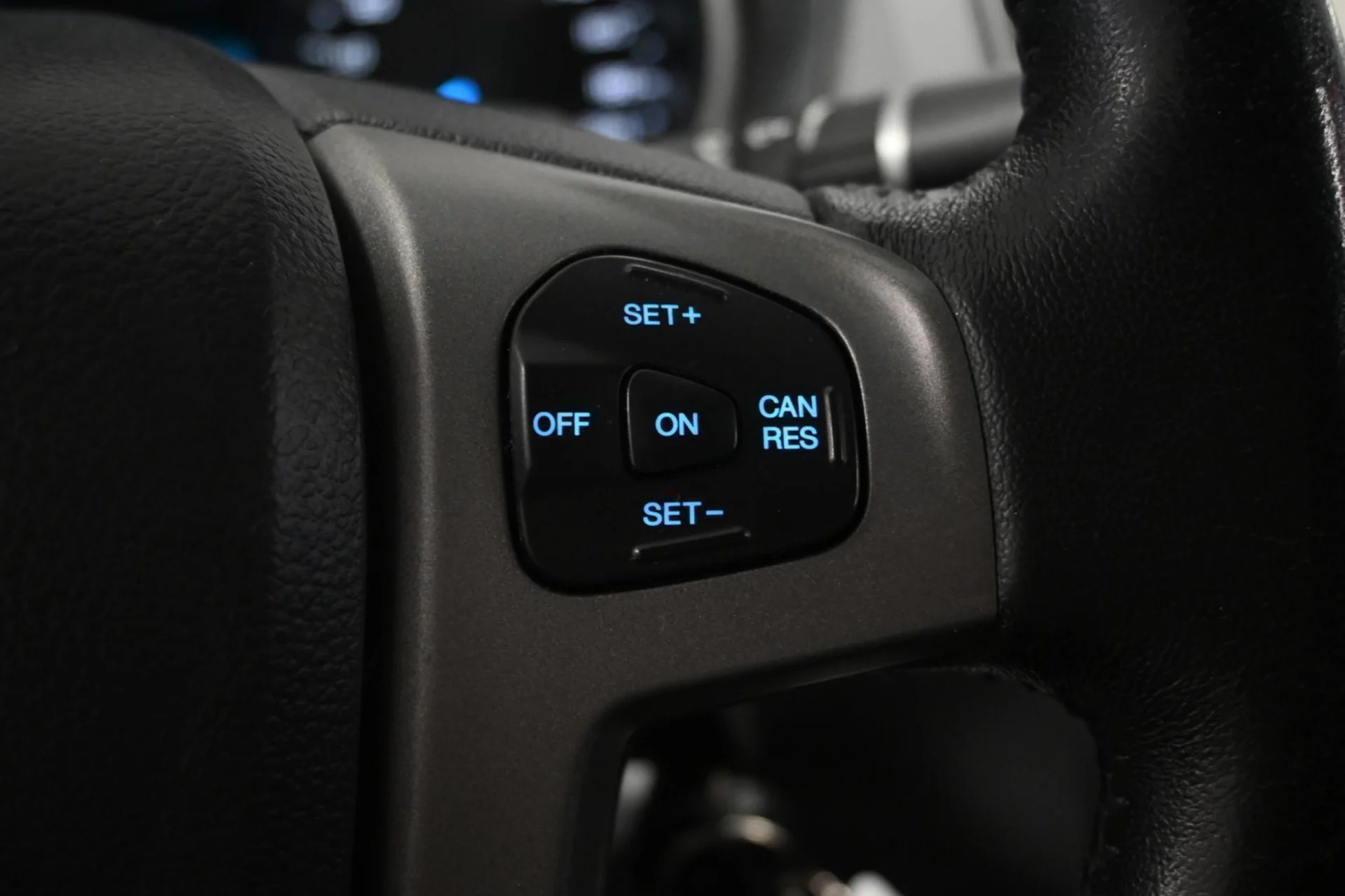 Car Image - xGJJiuBifva5QVrSH1hek