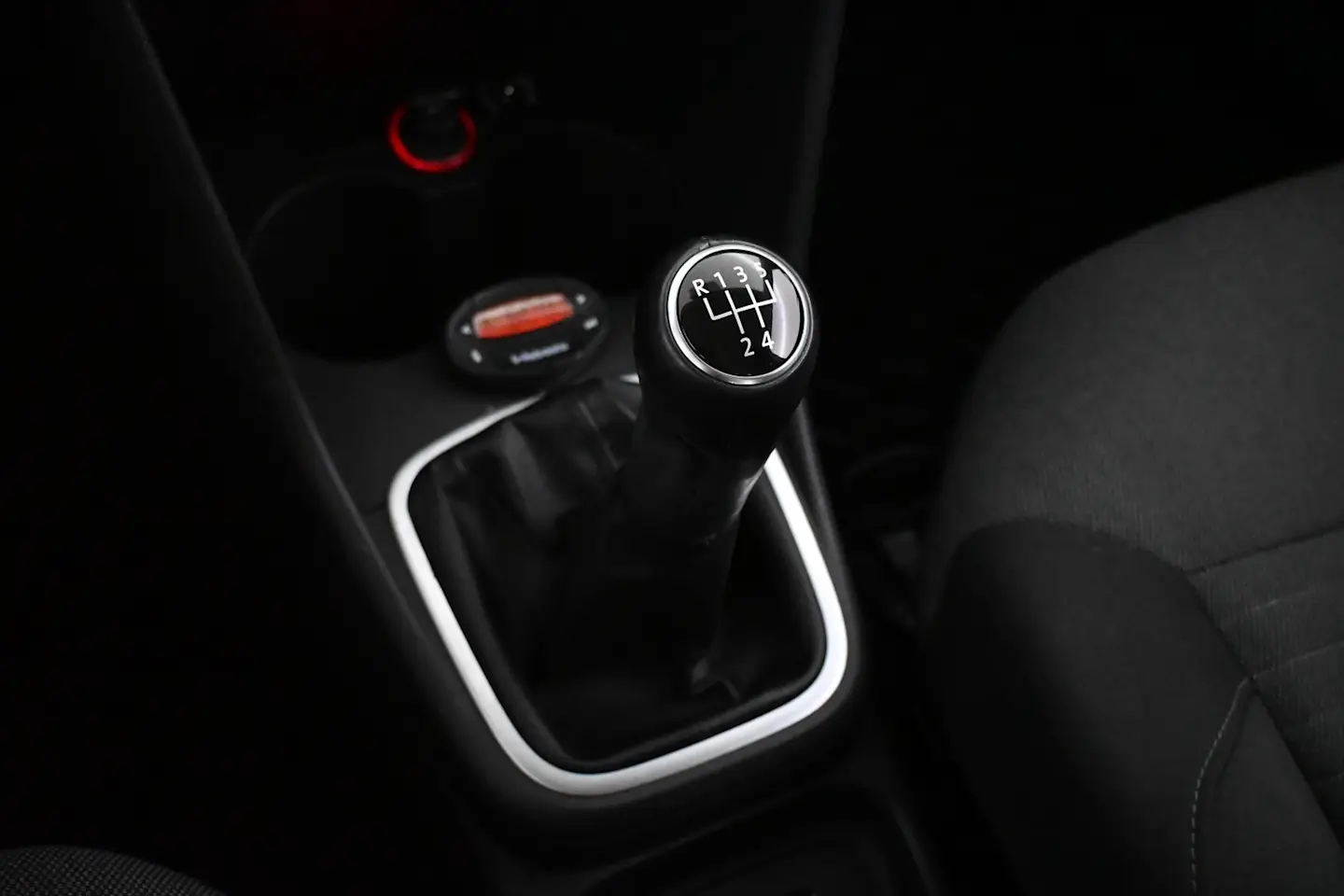 Car Image - 4p9zwhhqlZMiocGPmuuvZ3