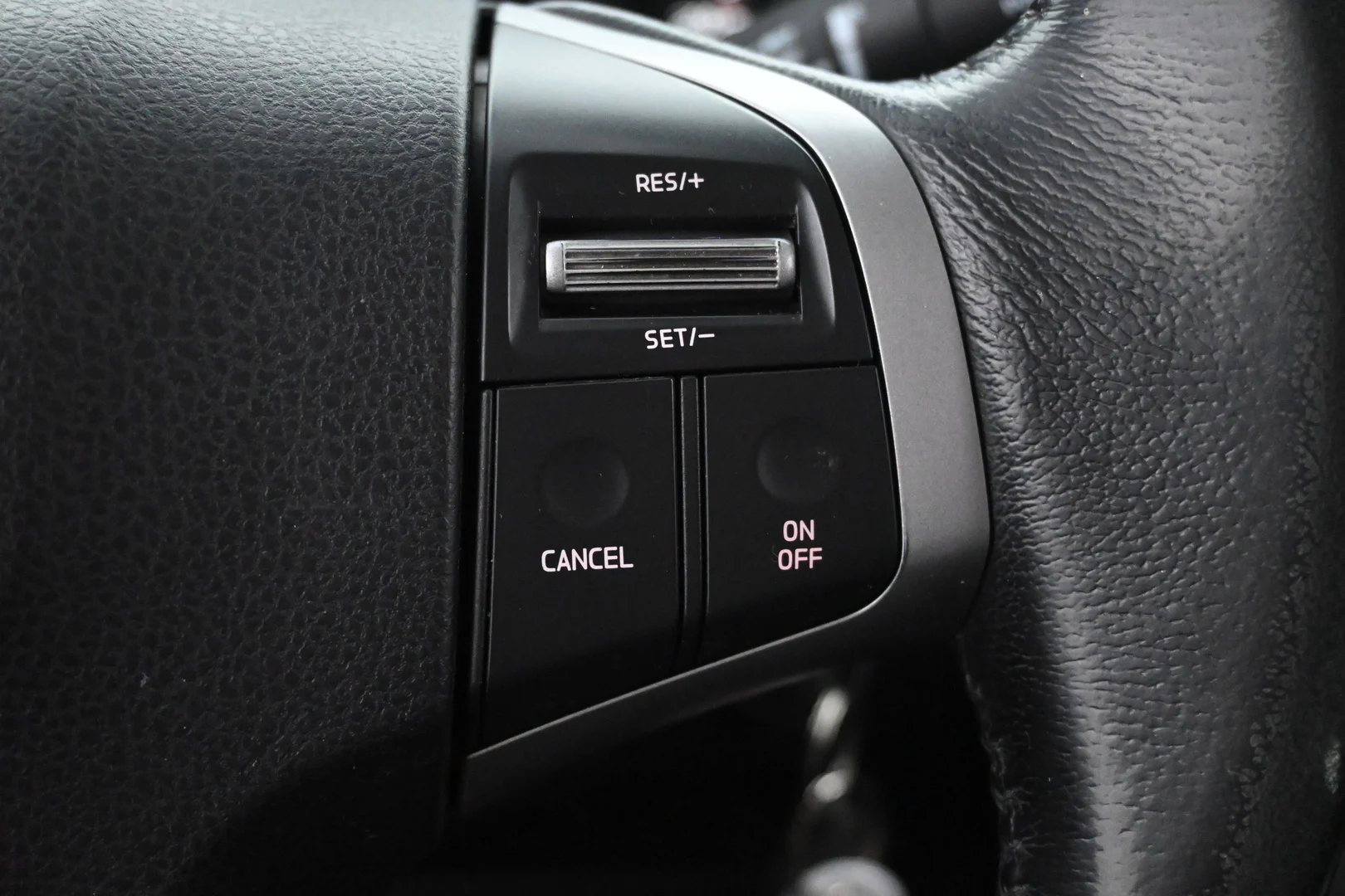 Car Image - 2HdUimkRputJ2xmVfpElsr