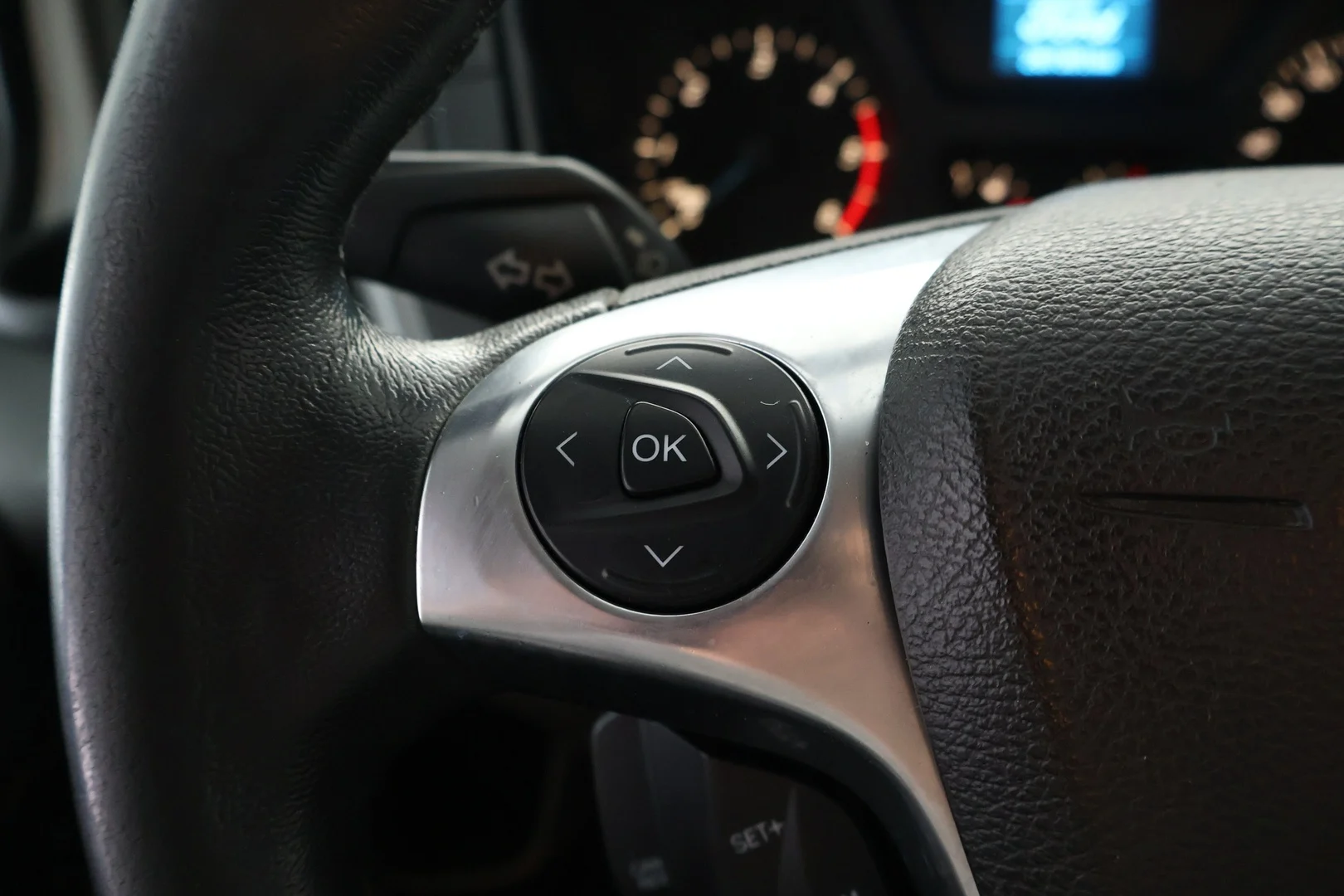 Car Image - 5thF3SCM0wjVEyBB4GY0zY