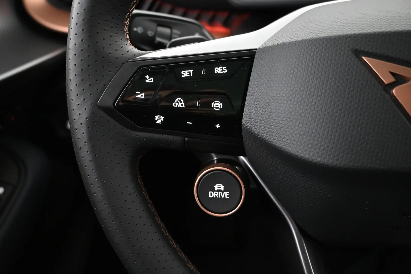 Car Image - 2gioaayQFVvnHTWsln1lnI