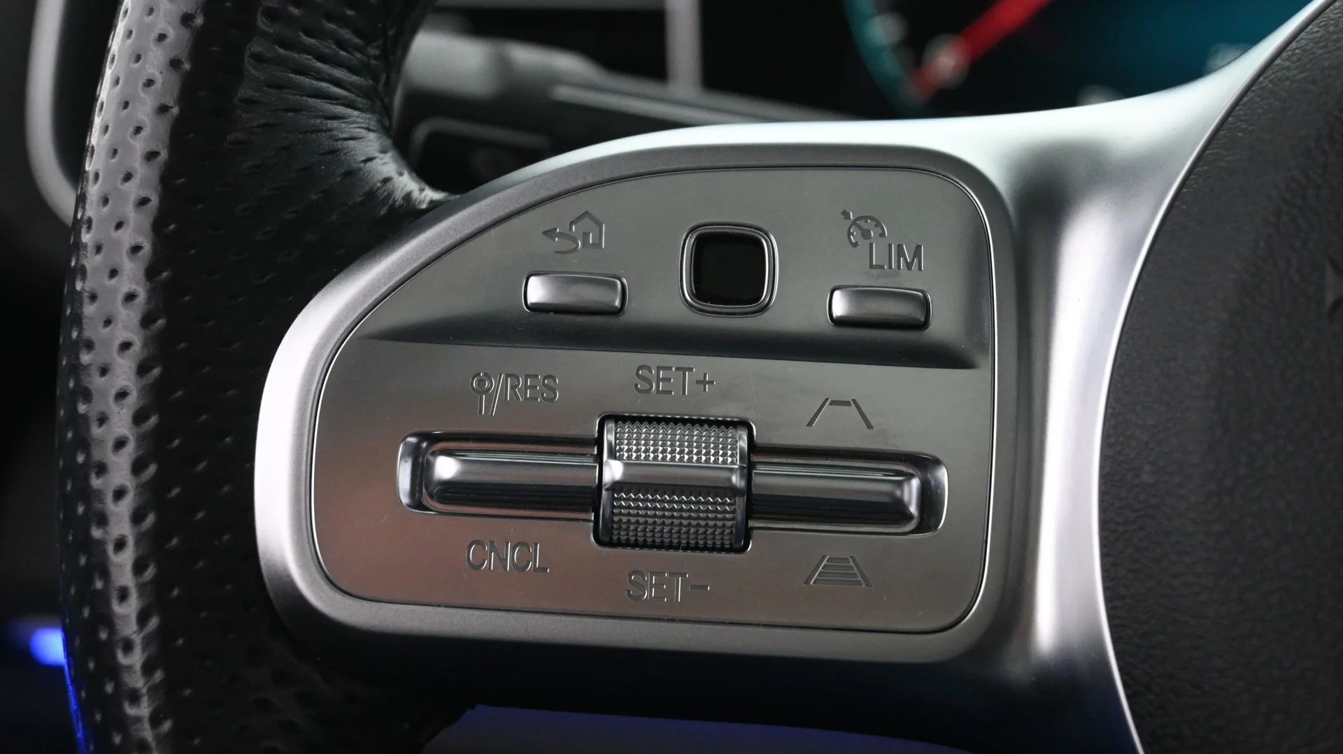 Car Image - 40ckK7Uzbb4EPUVbKjtVp