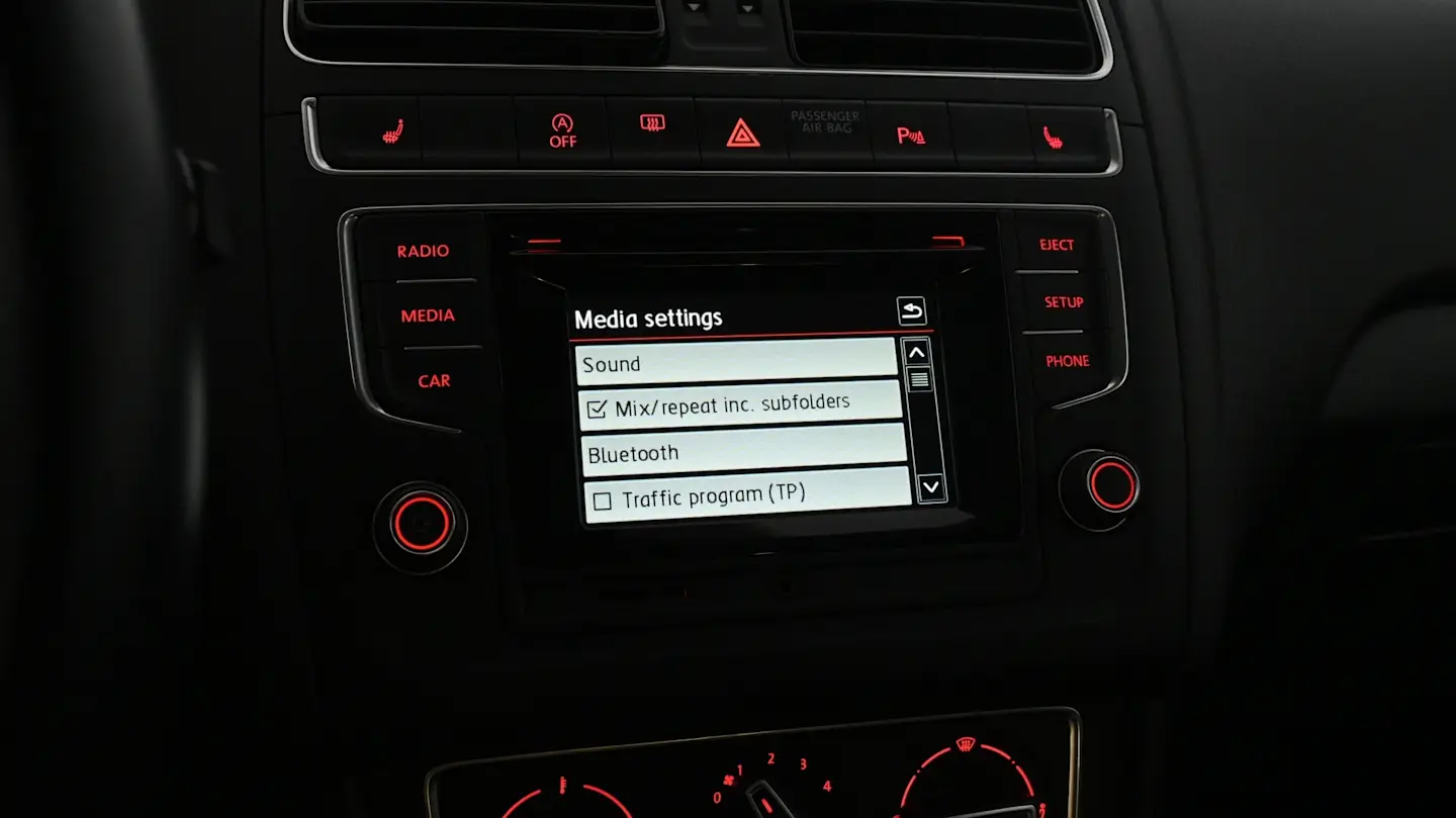 Car Image - 4eXyhsoEzLeNmdTKmIp278