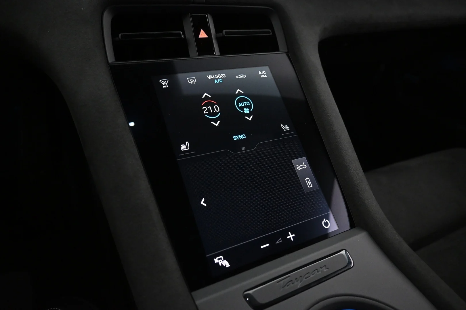 Car Image - 4W69zsXRGKb0MIkKd8bYUN