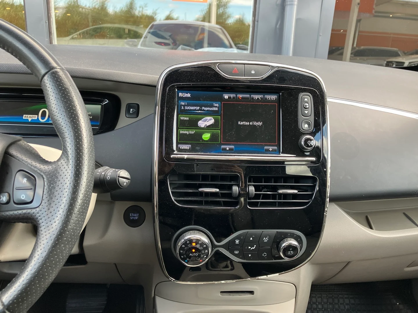 Car Image - 4A4Dy0LdReJDOYafufHFgC