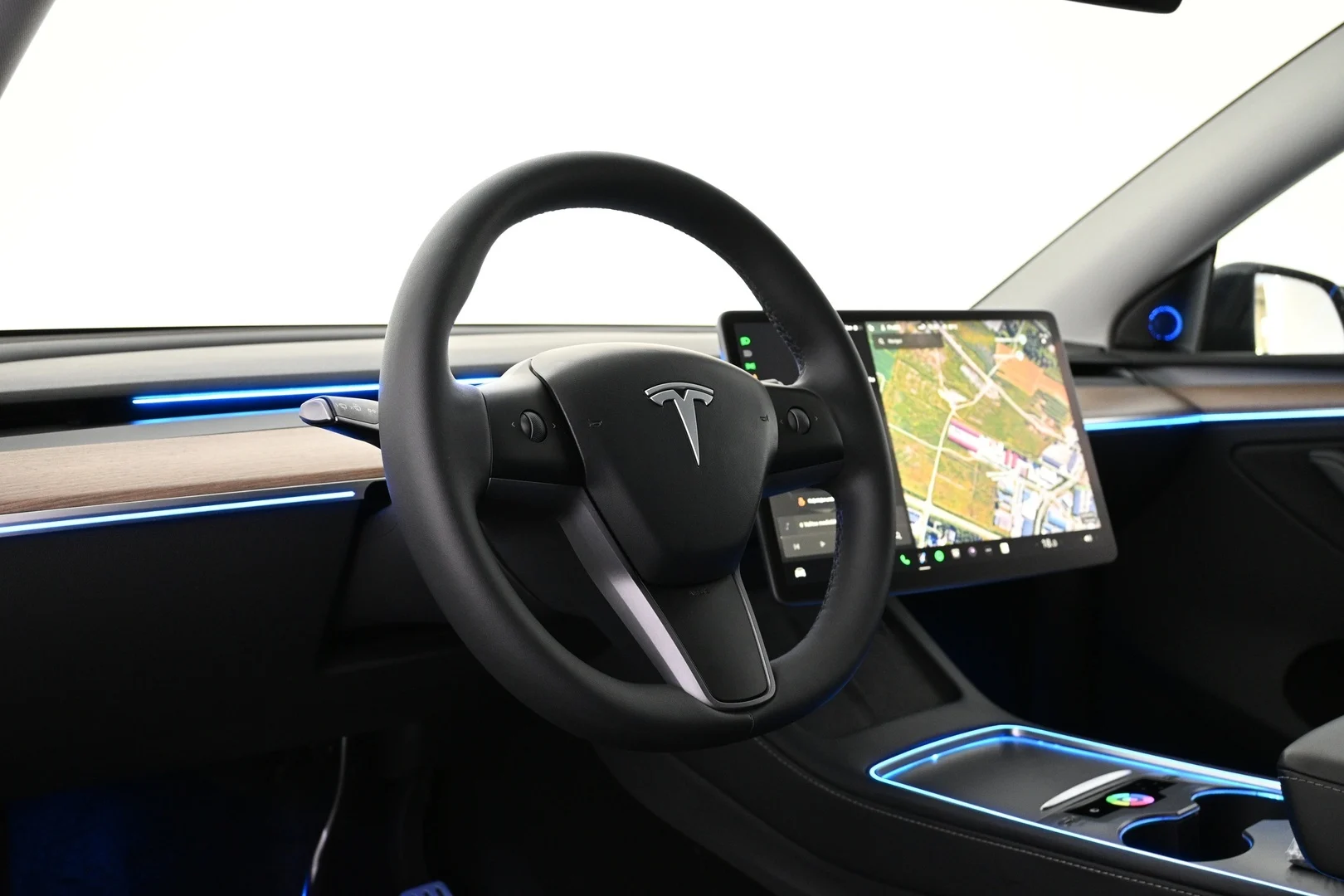 Car Image - 6itum8apPdQaitWlPEdFVo